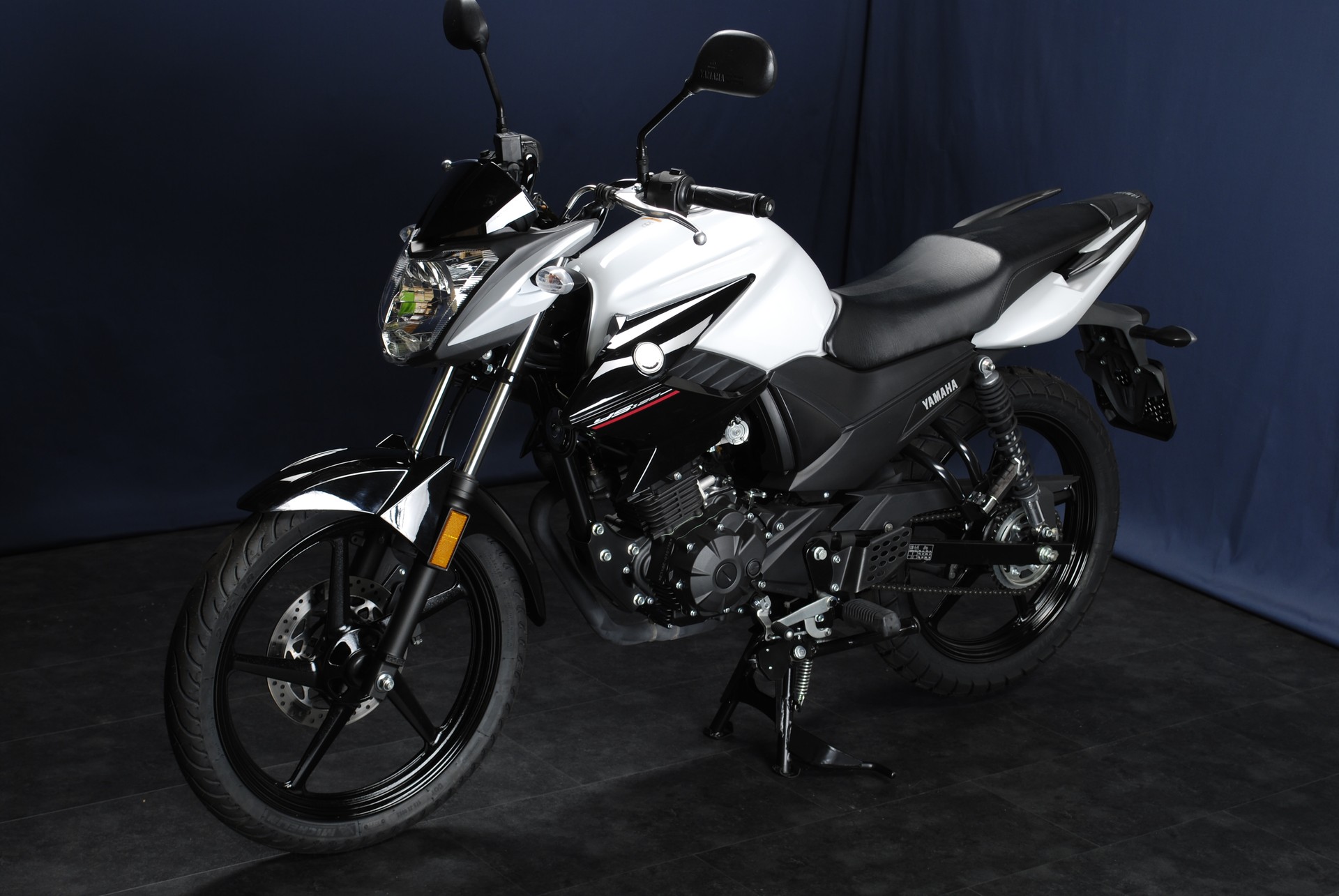 YAMAHA YS 125-image-14