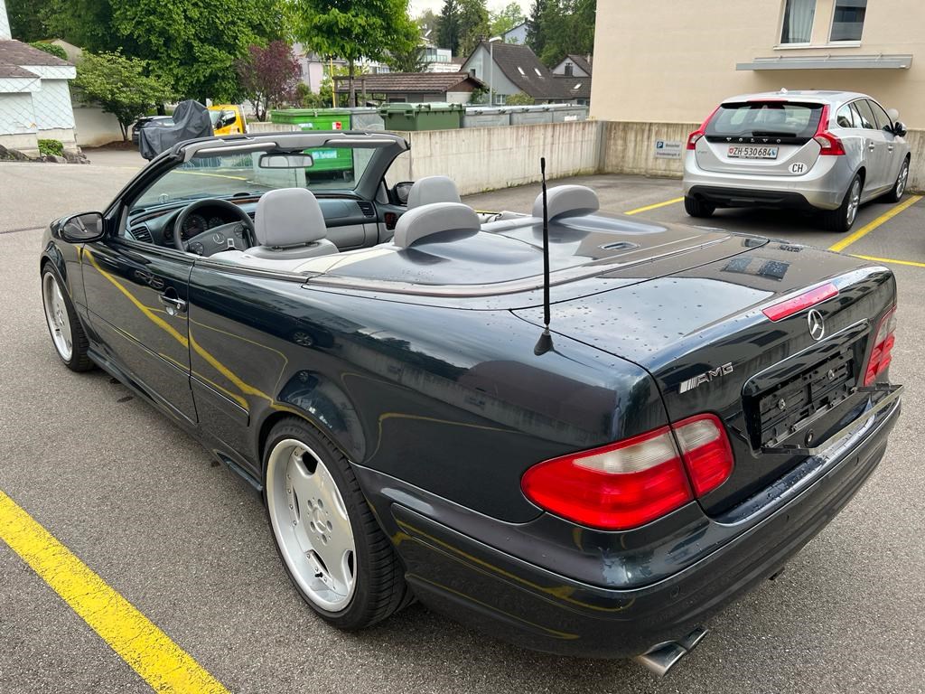 MERCEDES-BENZ CLK 320 Avantgarde Automatic-image-12