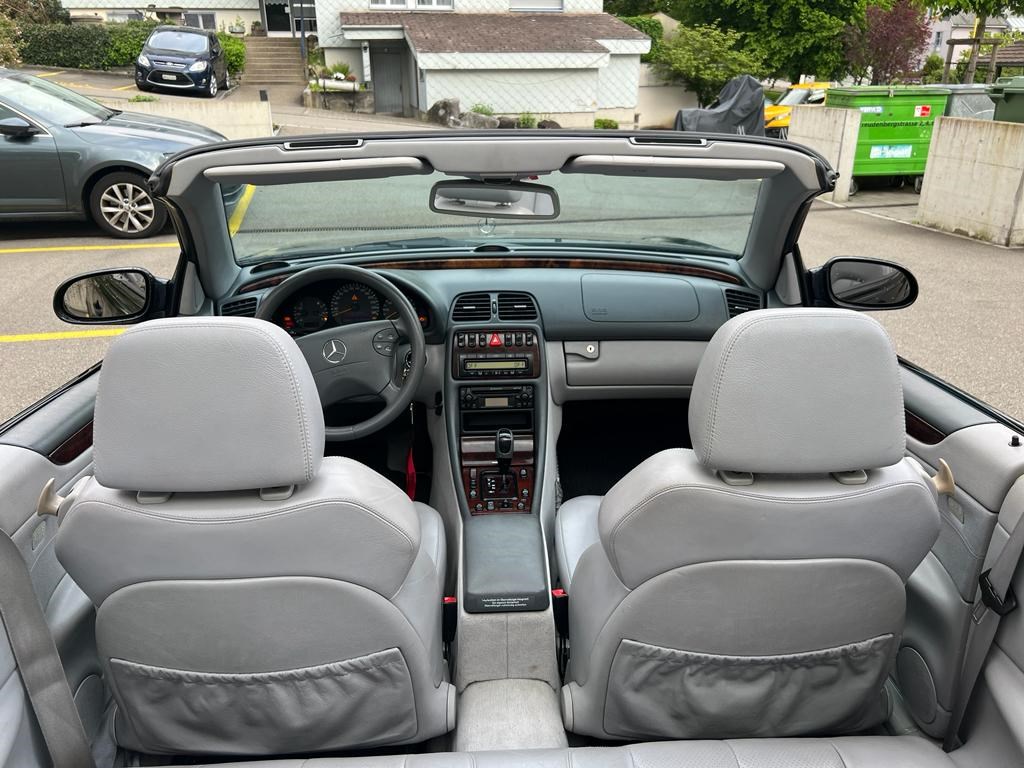 MERCEDES-BENZ CLK 320 Avantgarde Automatic-image-8