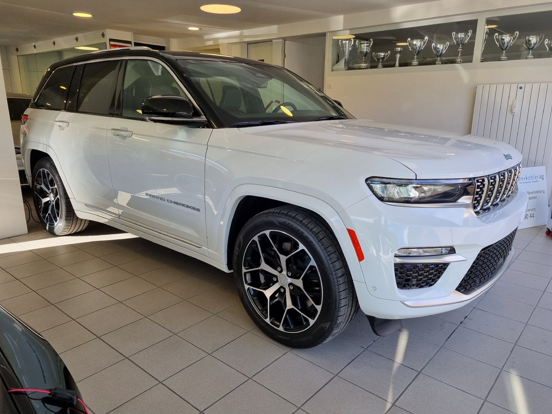 JEEP Grand Cherokee 2.0 Plug-in-Hybrid Summit Reserve 4xe
