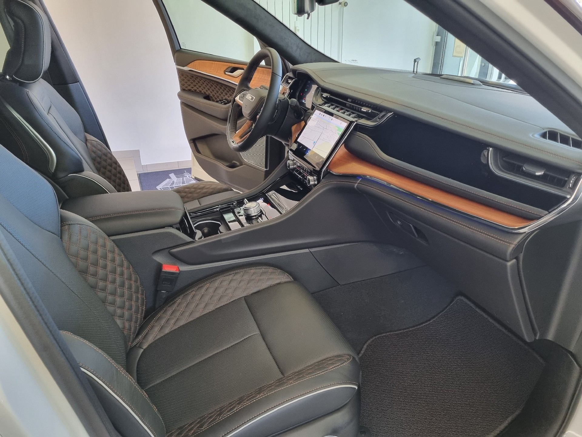 JEEP Grand Cherokee 2.0 Plug-in-Hybrid Summit Reserve 4xe-image-8
