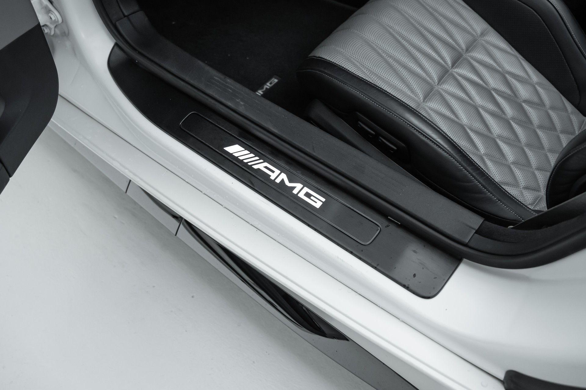 MERCEDES-BENZ AMG GT C Roadster Edition 50 Speedshift DCT-image-17