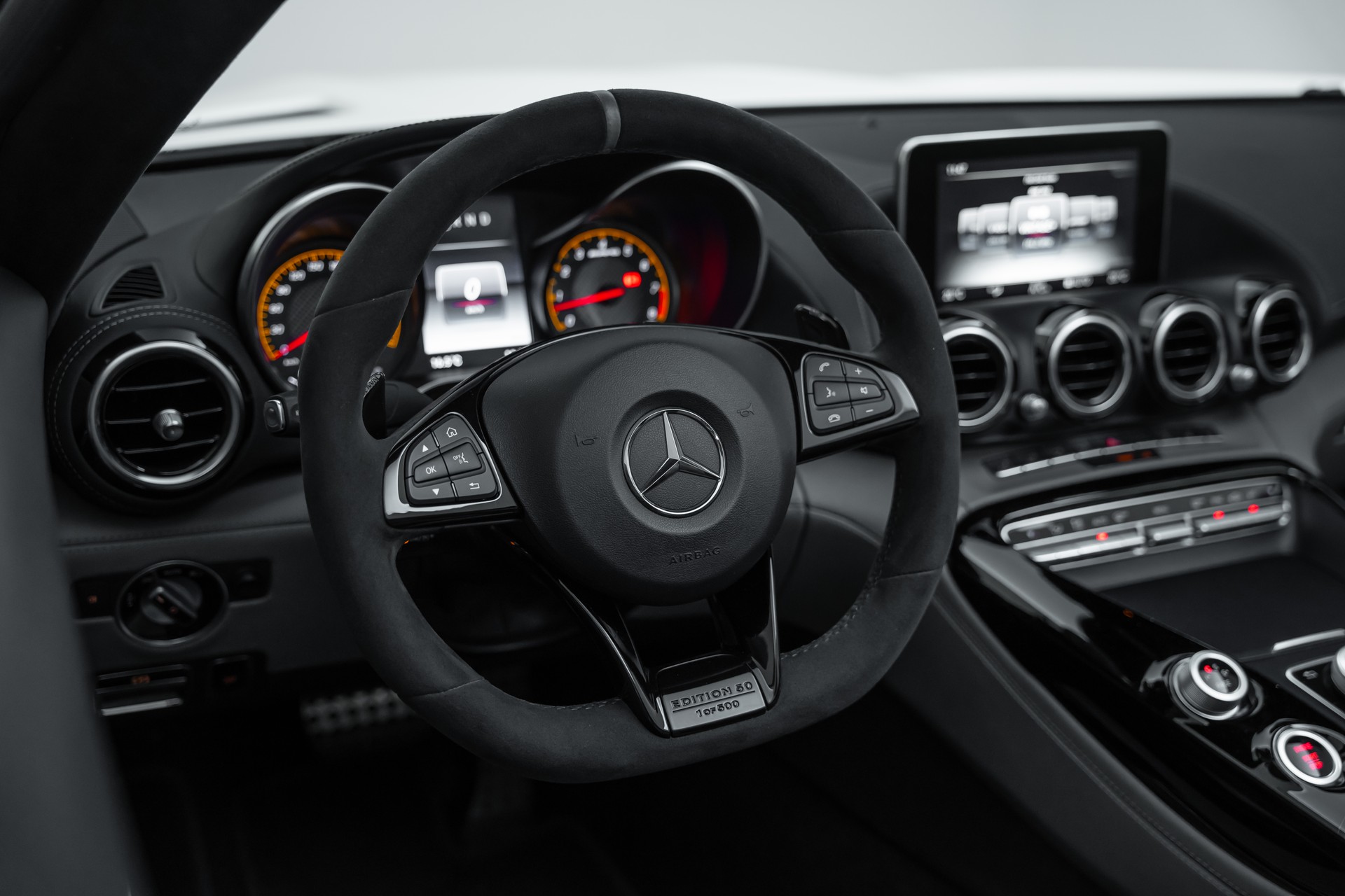 MERCEDES-BENZ AMG GT C Roadster Edition 50 Speedshift DCT-image-23
