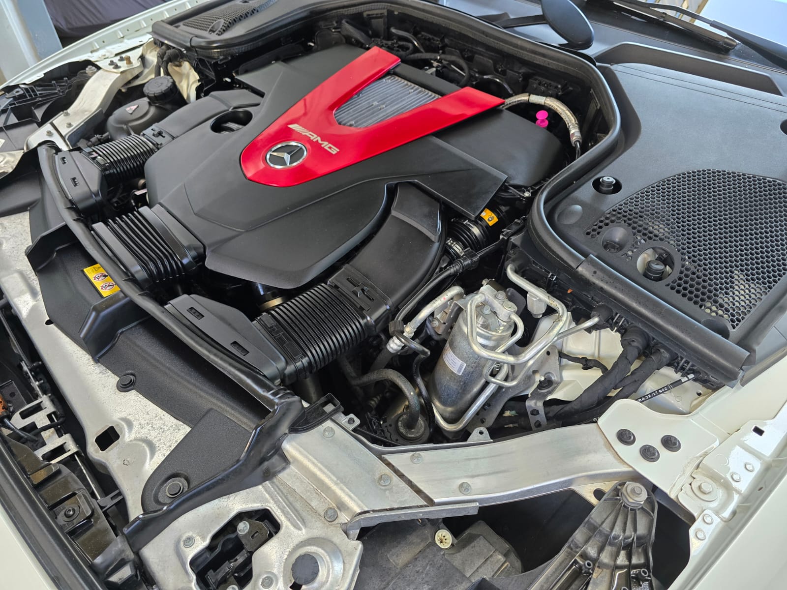 MERCEDES-BENZ E 43 AMG 4 Matic 9G-Tronic-image-22