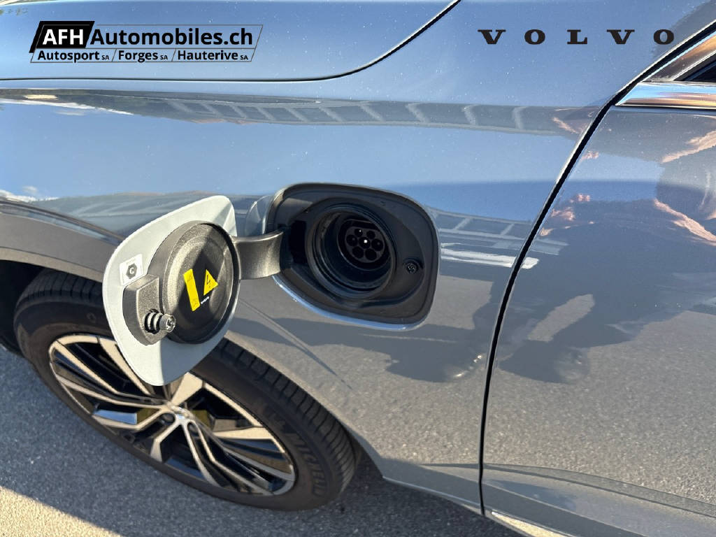 VOLVO XC60 2.0 T8 TE Ultimate Bright eAWD-image-14