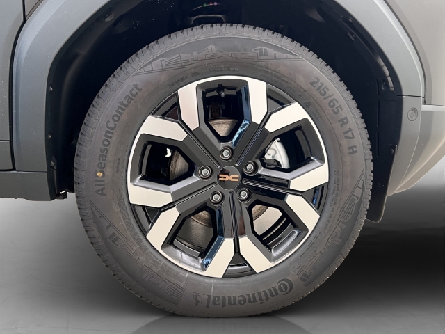 DACIA Duster 1.2 TCe Extreme 4WD-image-9