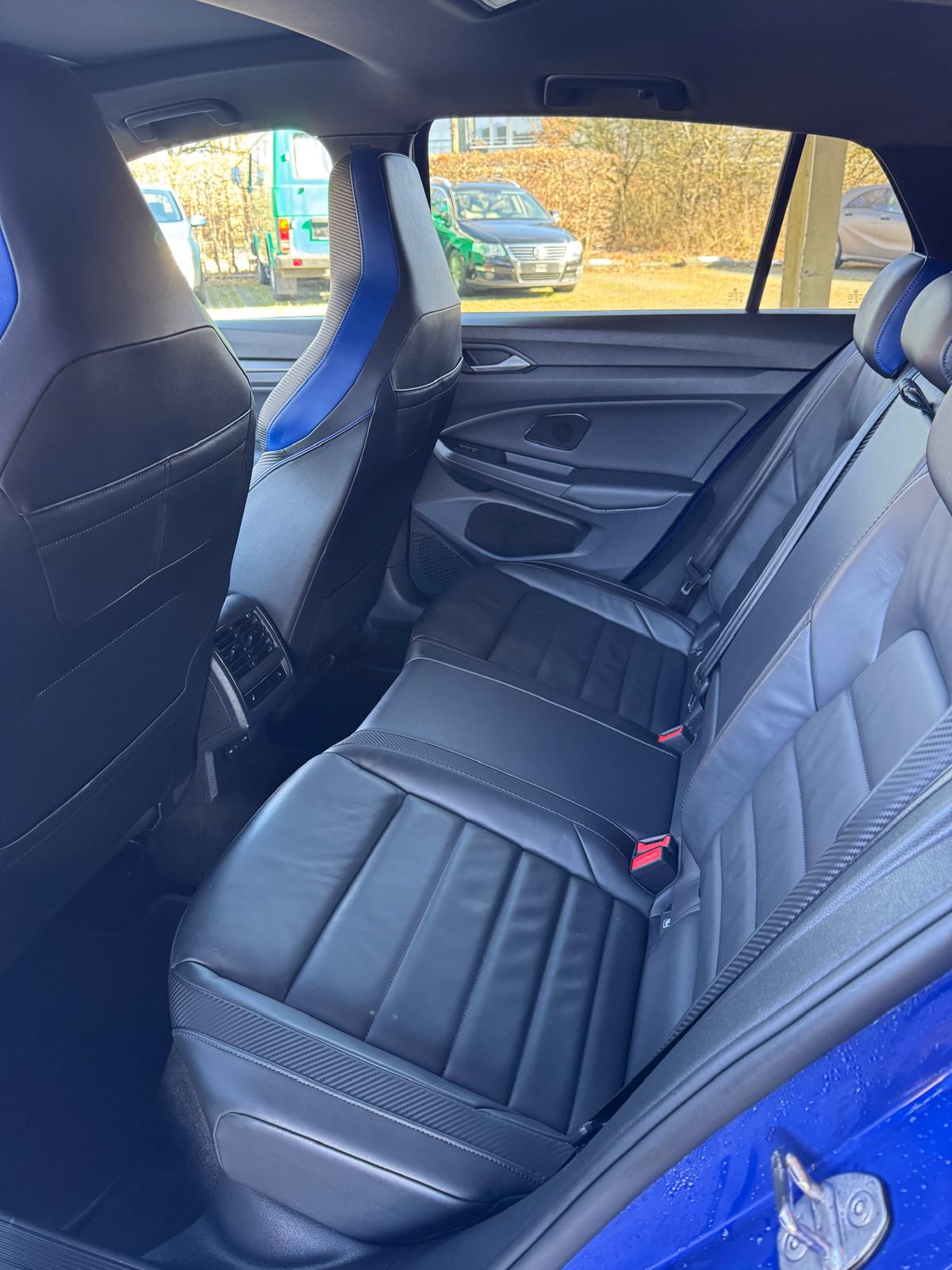 VW Golf 2.0 TSI R DSG 4Motion R 20 Years-image-5