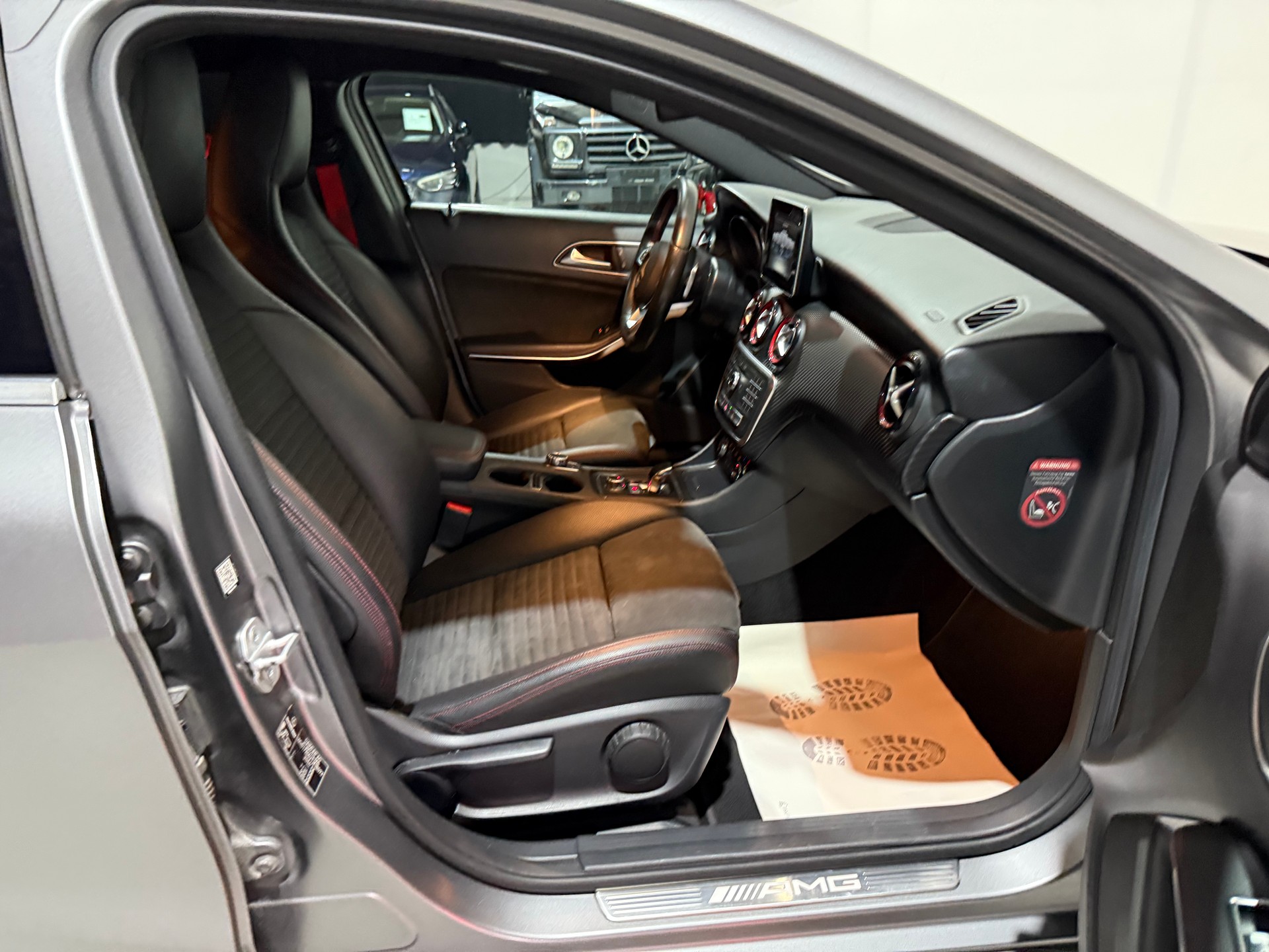 MERCEDES-BENZ A 45 AMG 4Matic Speedshift 7G-DCT-image-13
