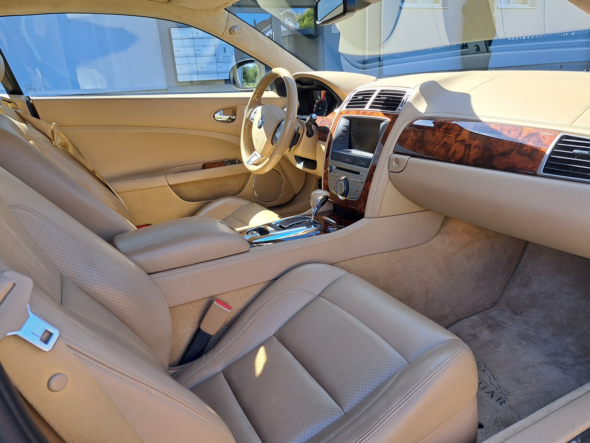 JAGUAR XKR 4.2 V8 SC Automatic-image-4