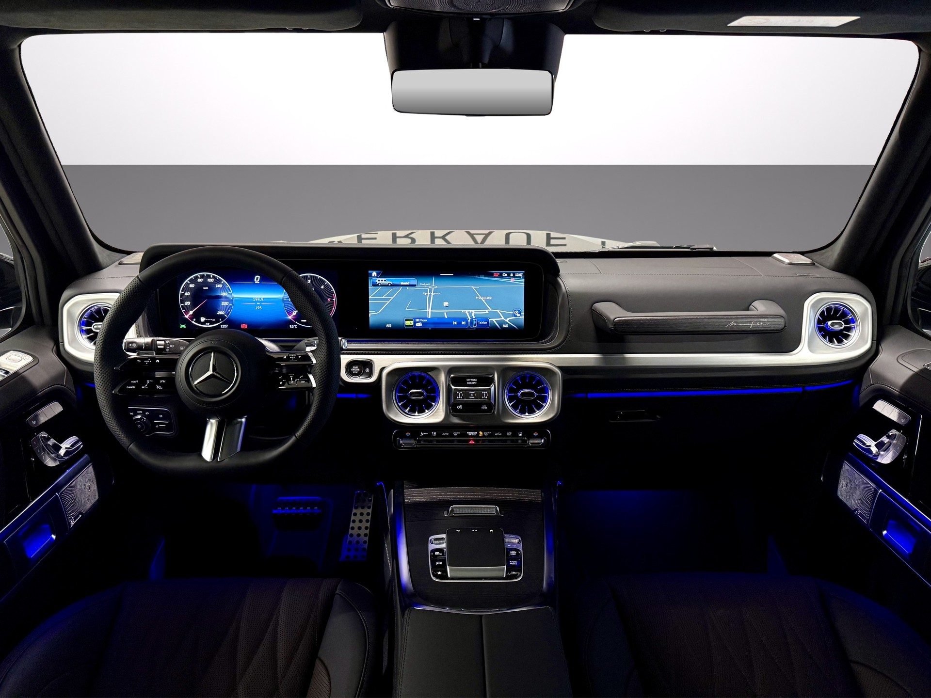 MERCEDES-BENZ G 450d AMG Line 9G-Tronic-image-12