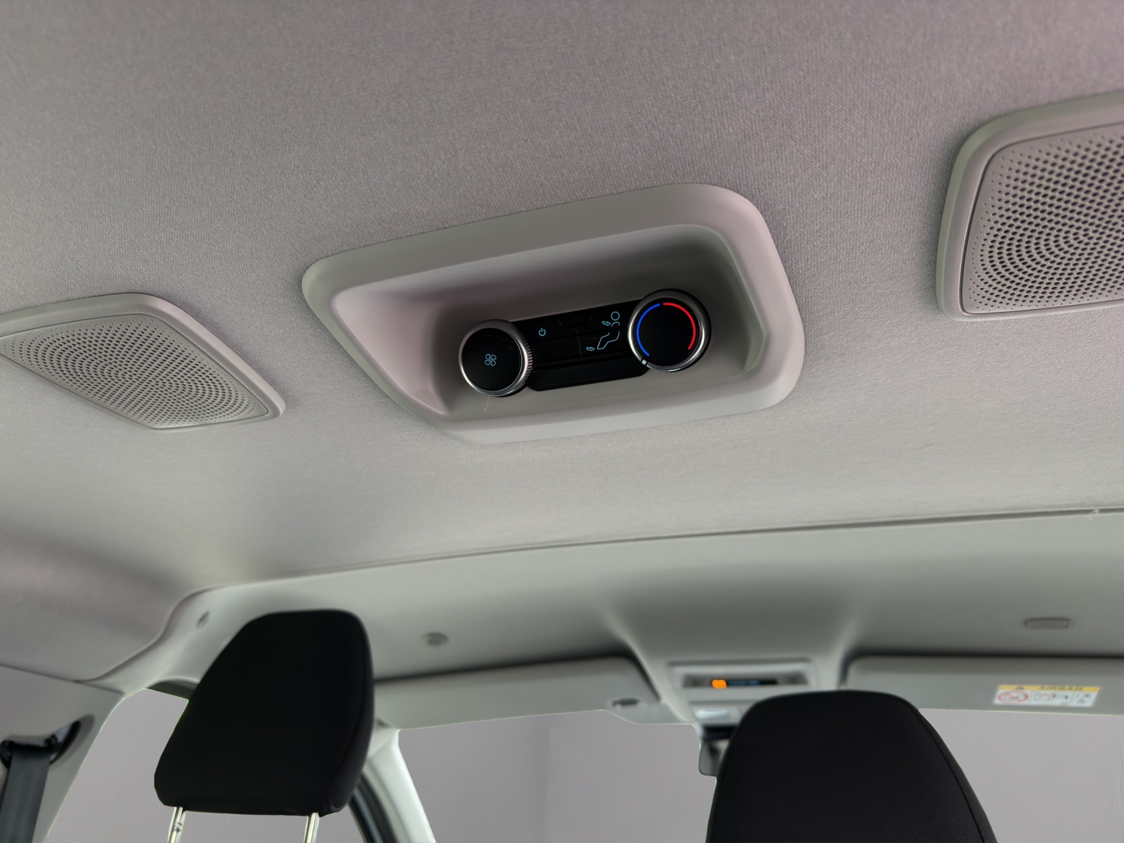FORD Transit Custom Combi 320 L2H1 Trend Automat-image-19