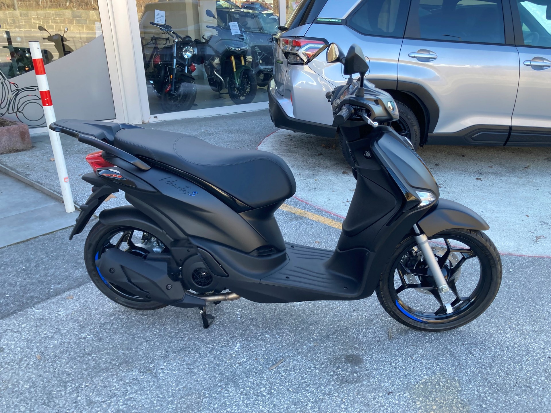 PIAGGIO Liberty 125 Sport-image-3