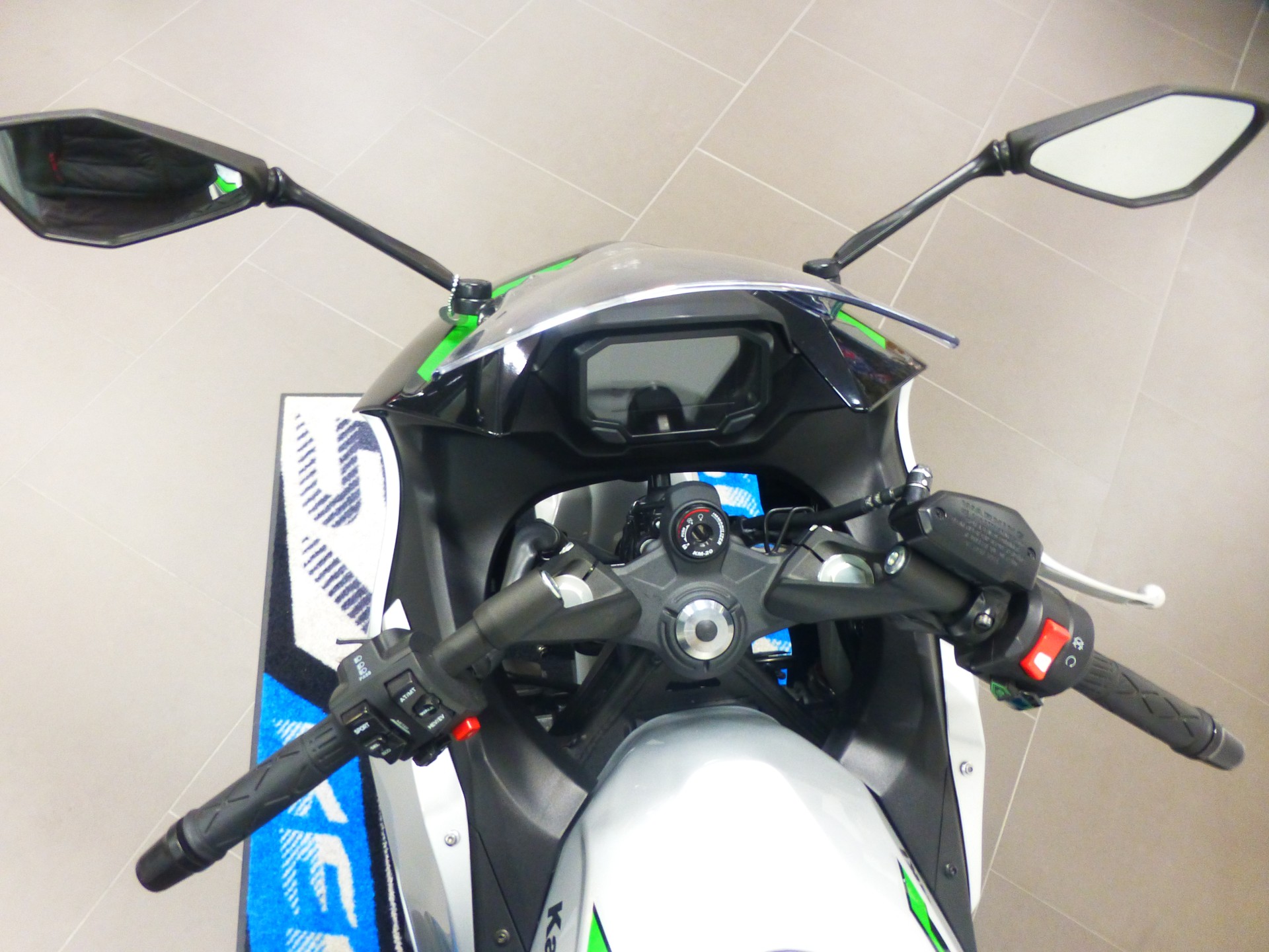 KAWASAKI Ninja 7 Hybrid-image-7