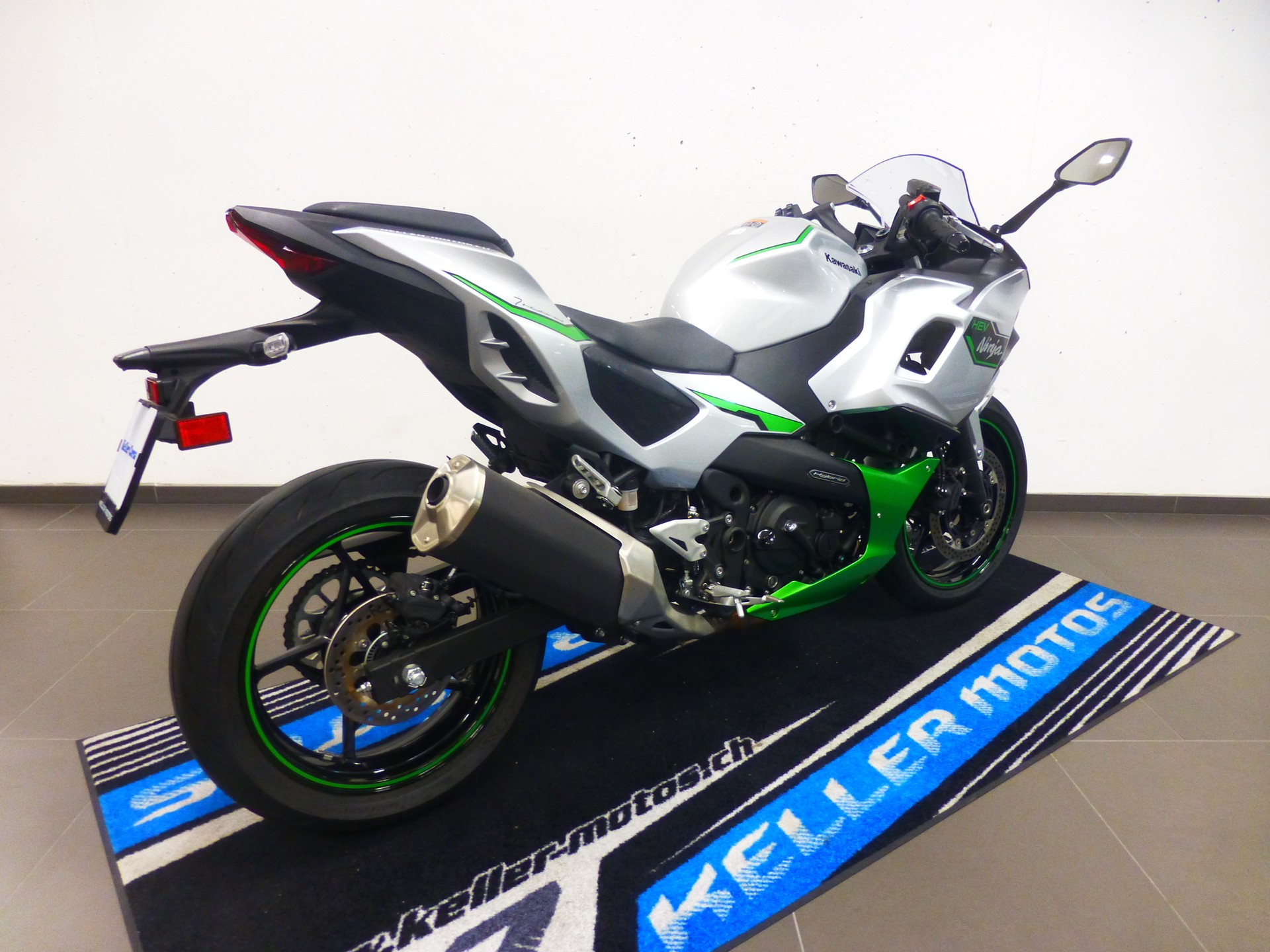 KAWASAKI Ninja 7 Hybrid-image-11