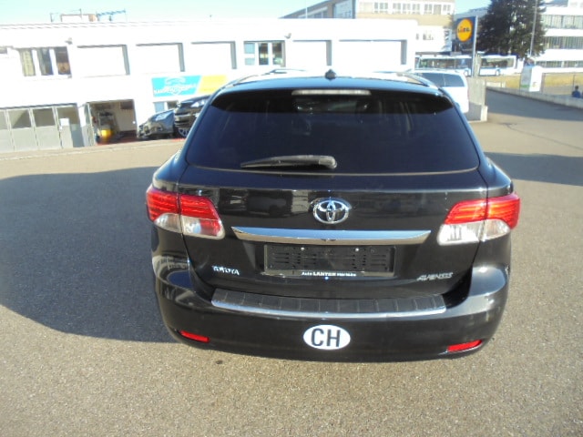 TOYOTA Avensis Sportswagon 2.0 Linea Sol-image-15