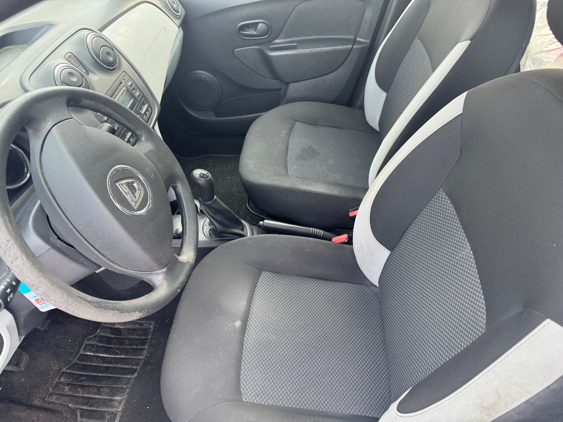DACIA Sandero Tce 90 Ambiance-image-5