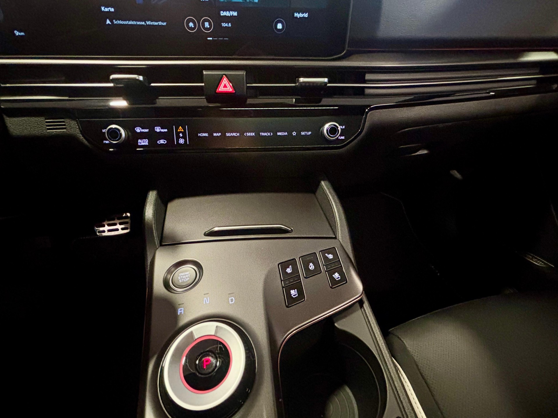 KIA Sportage 1.6 T-GDi Hybrid GT-Line-image-17