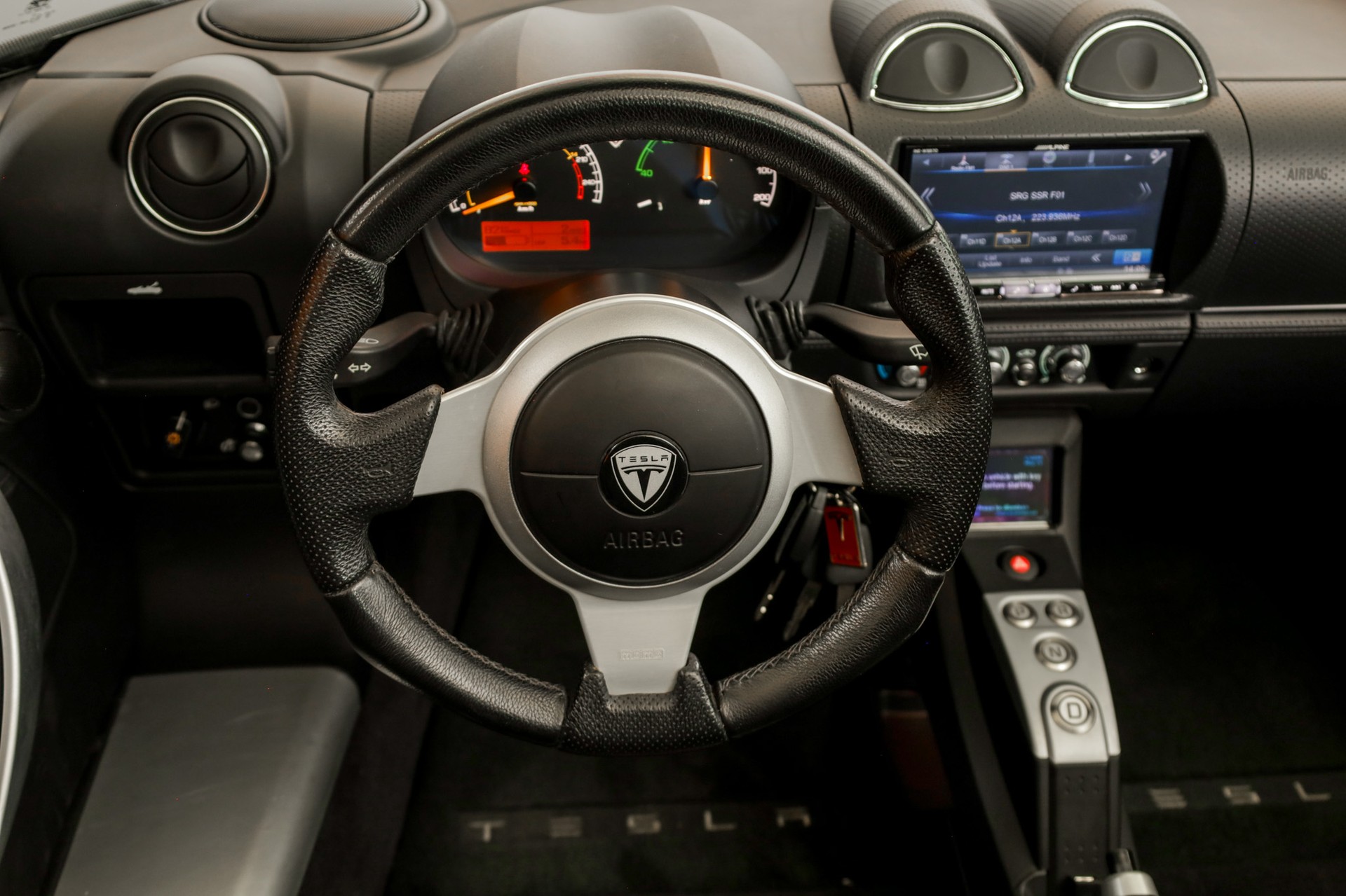TESLA Roadster Sport-image-10