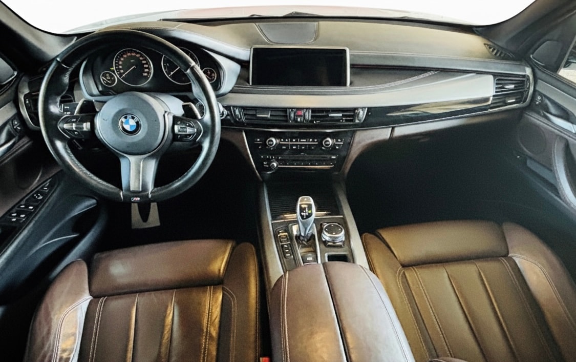 BMW X5 xDrive 30d Steptronic M-Sport-image-9