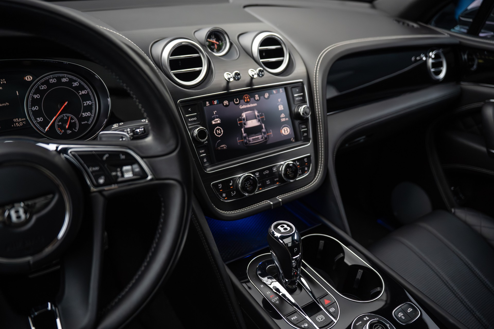 BENTLEY Bentayga V8 Diesel-image-8