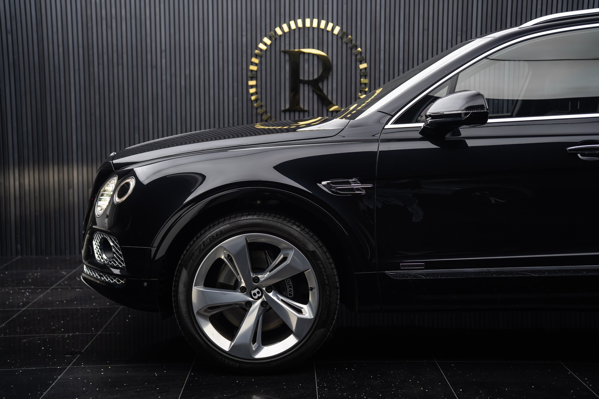 BENTLEY Bentayga V8 Diesel-image-22