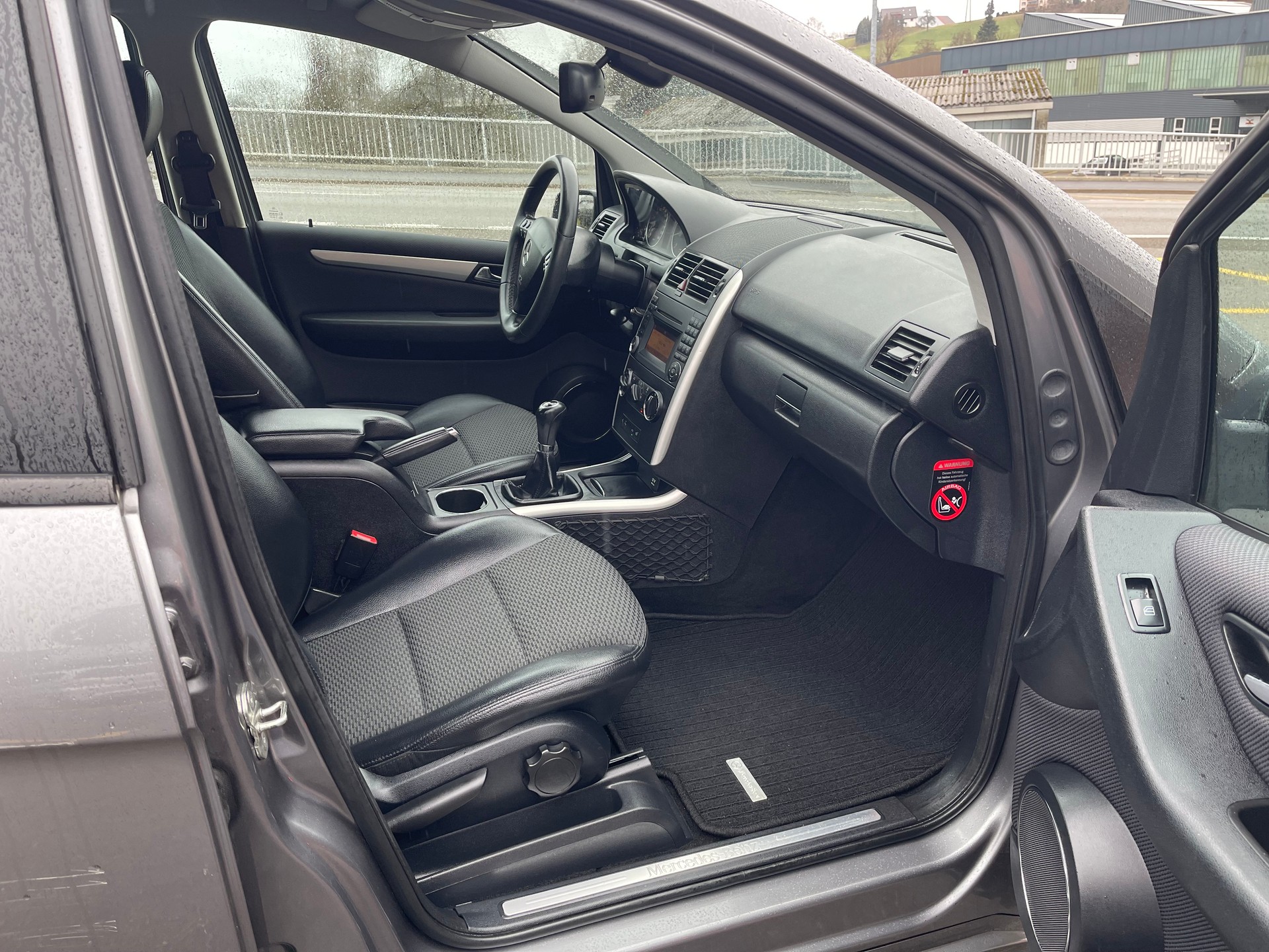 MERCEDES-BENZ A 180 (170) BlueEfficiency Elégance-image-12
