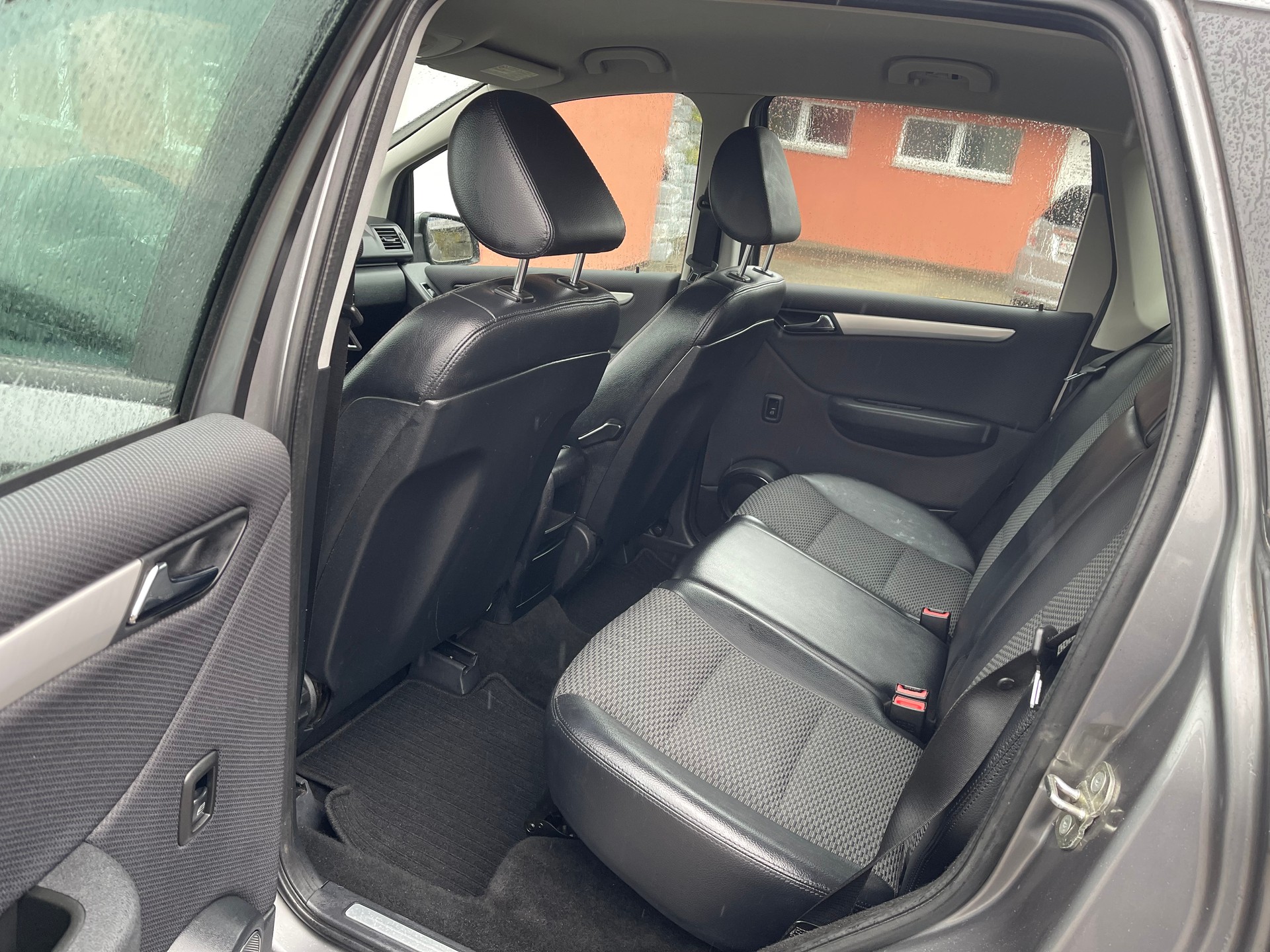 MERCEDES-BENZ A 180 (170) BlueEfficiency Elégance-image-10