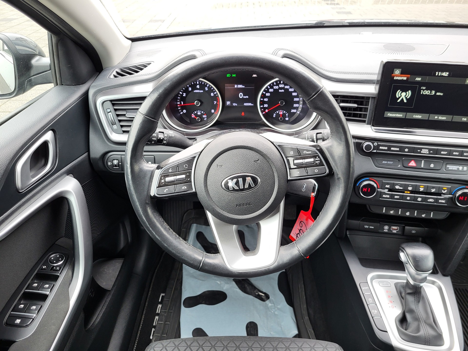 KIA Ceed 1.4 T-GDi Trend DCT-image-9