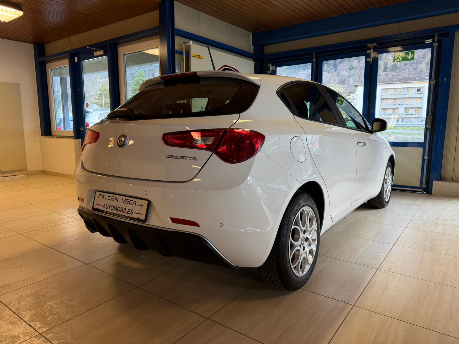 ALFA ROMEO 1.6 JTDM 120 CH SUPER TCT-image-6