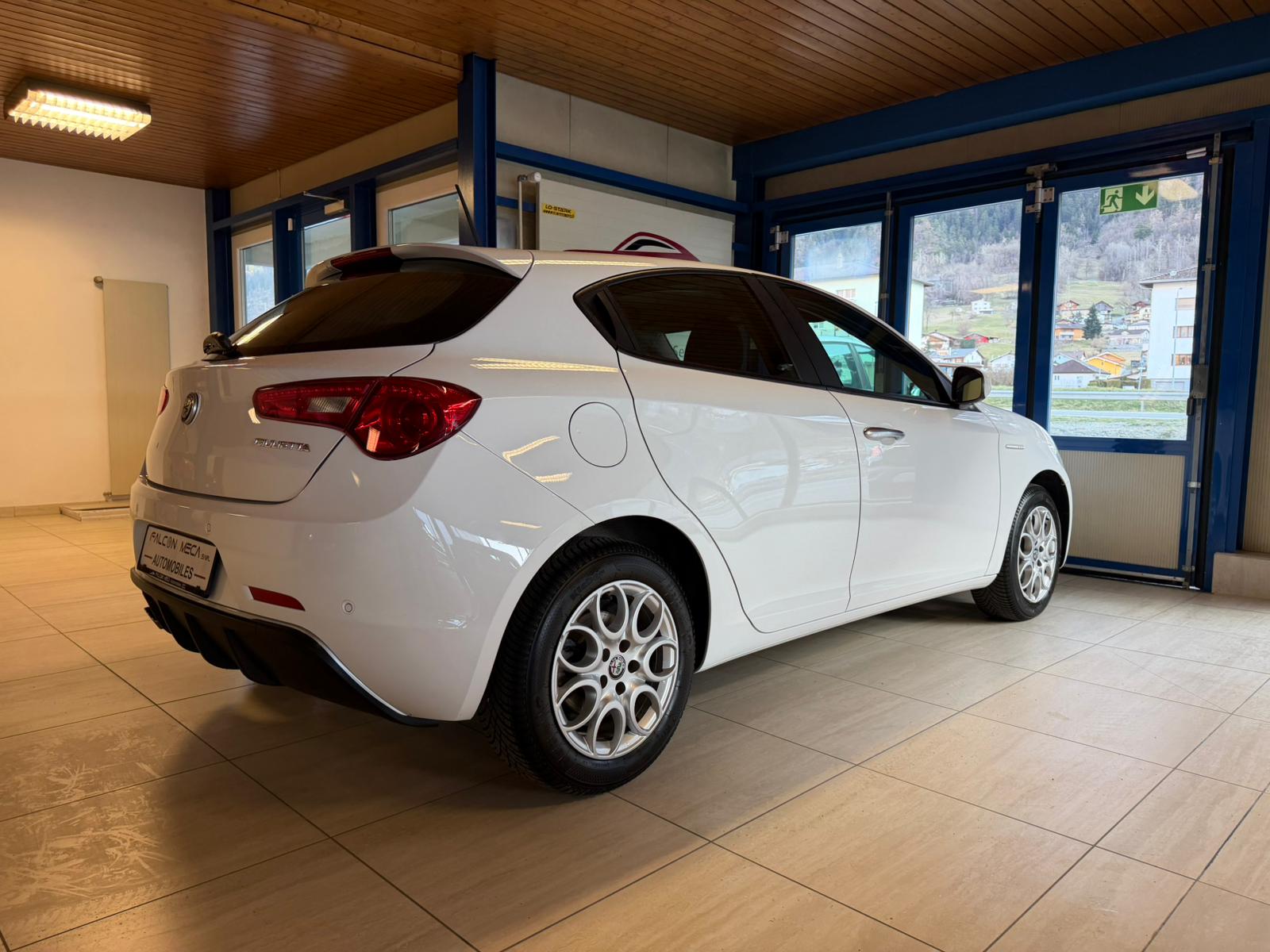 ALFA ROMEO 1.6 JTDM 120 CH SUPER TCT-image-7
