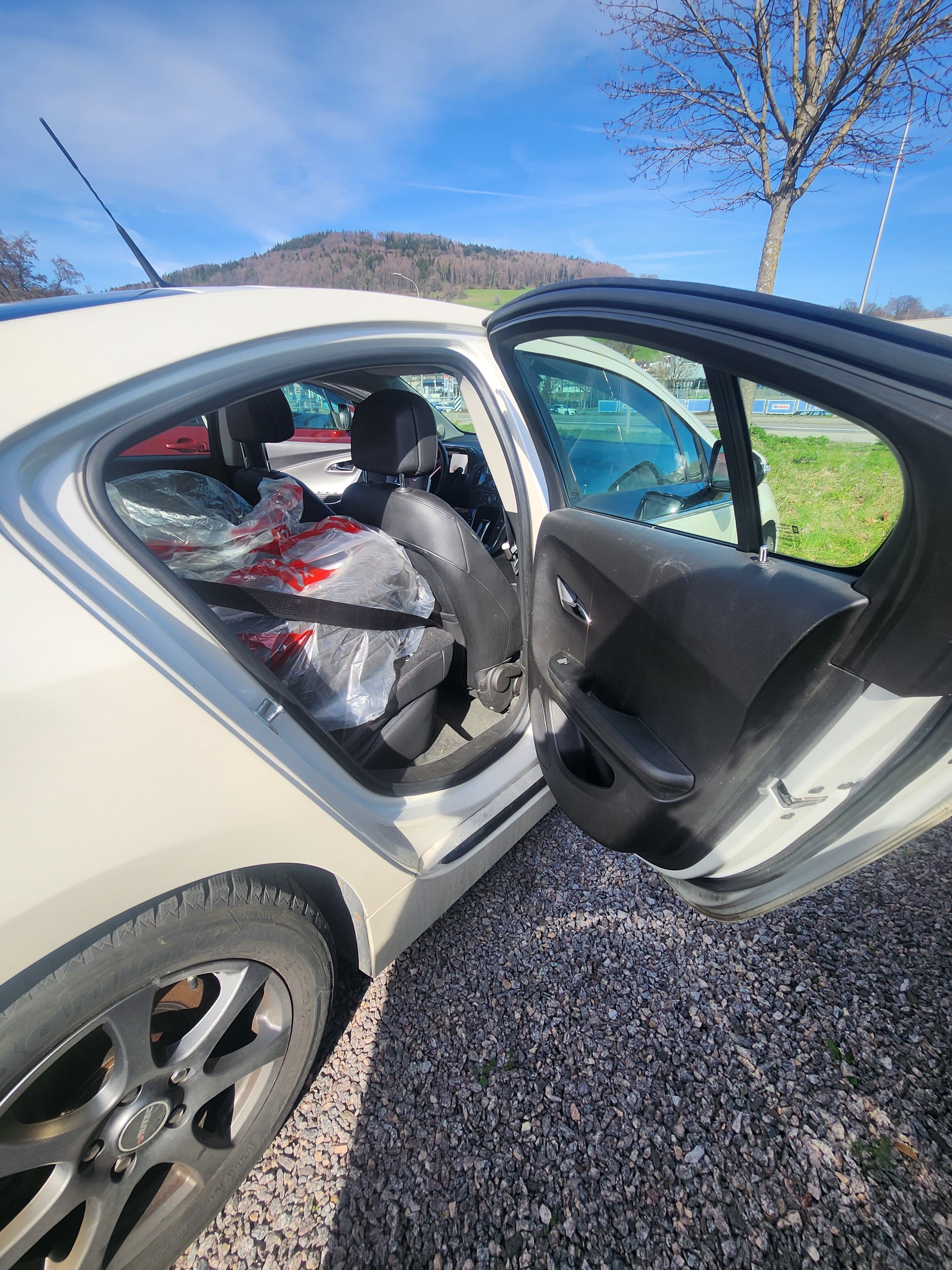 OPEL Ampera E-REV-image-11