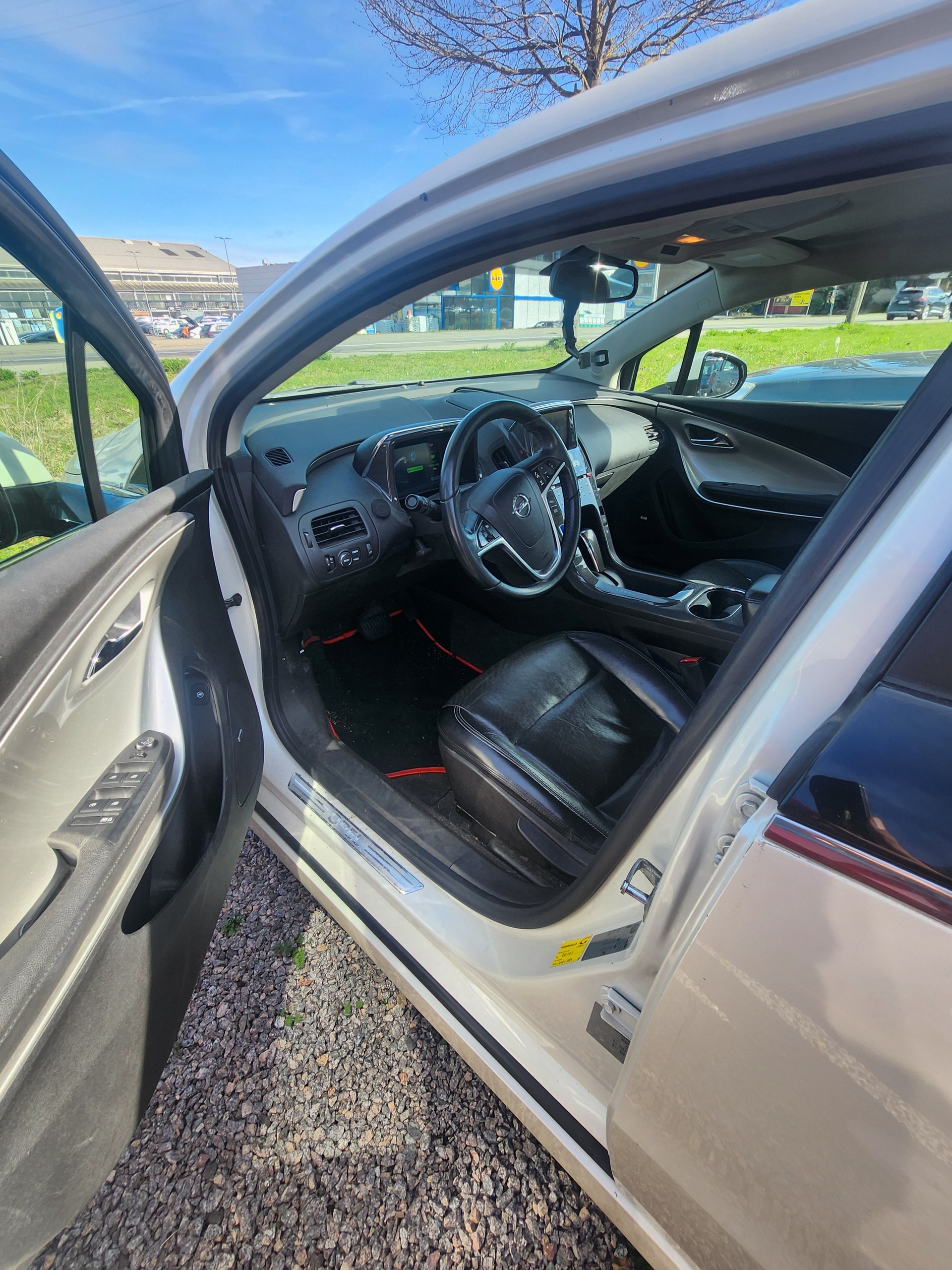 OPEL Ampera E-REV-image-8