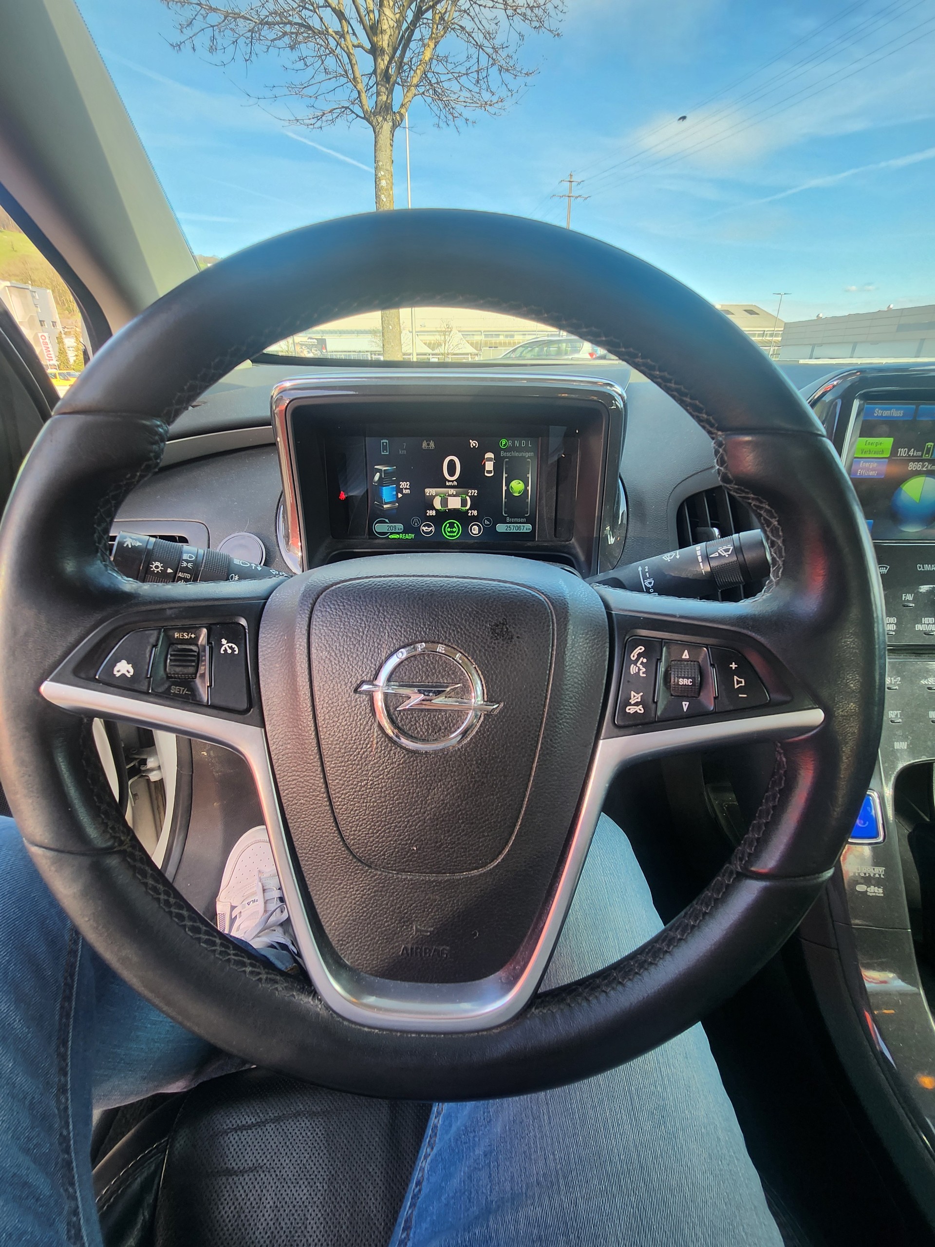 OPEL Ampera E-REV-image-13