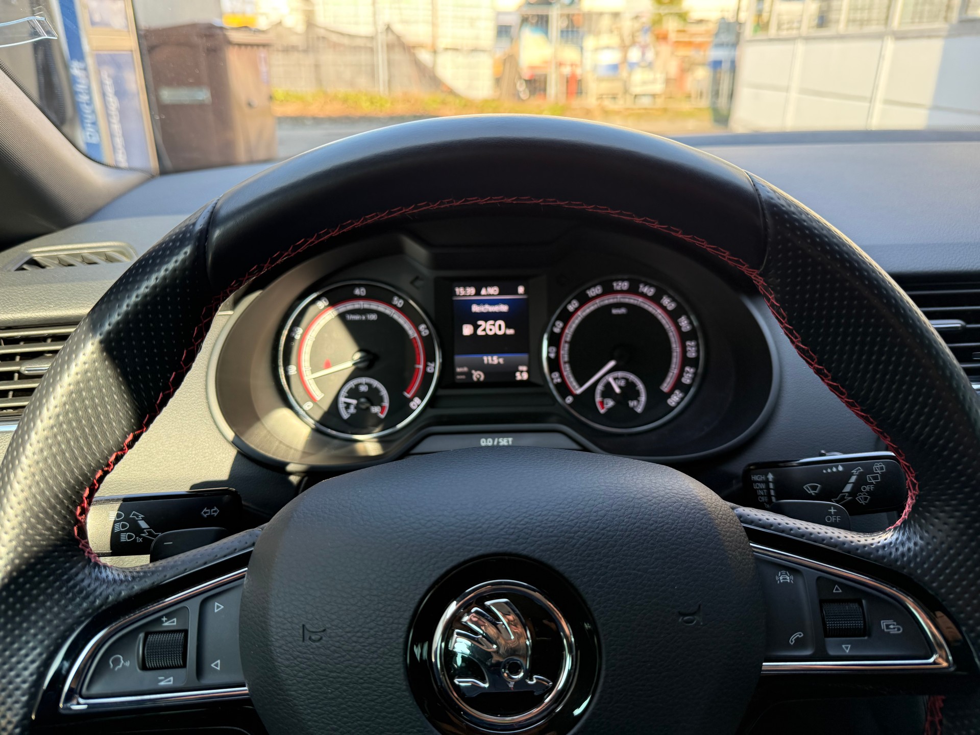 SKODA Octavia Combi 2.0 TSI RS DSG *CH Fahrzeug Frisch Ab MFK *Automat *Rückfahrkamera *Alcantara *Sitzheizung *Tempomat *AHK-image-10