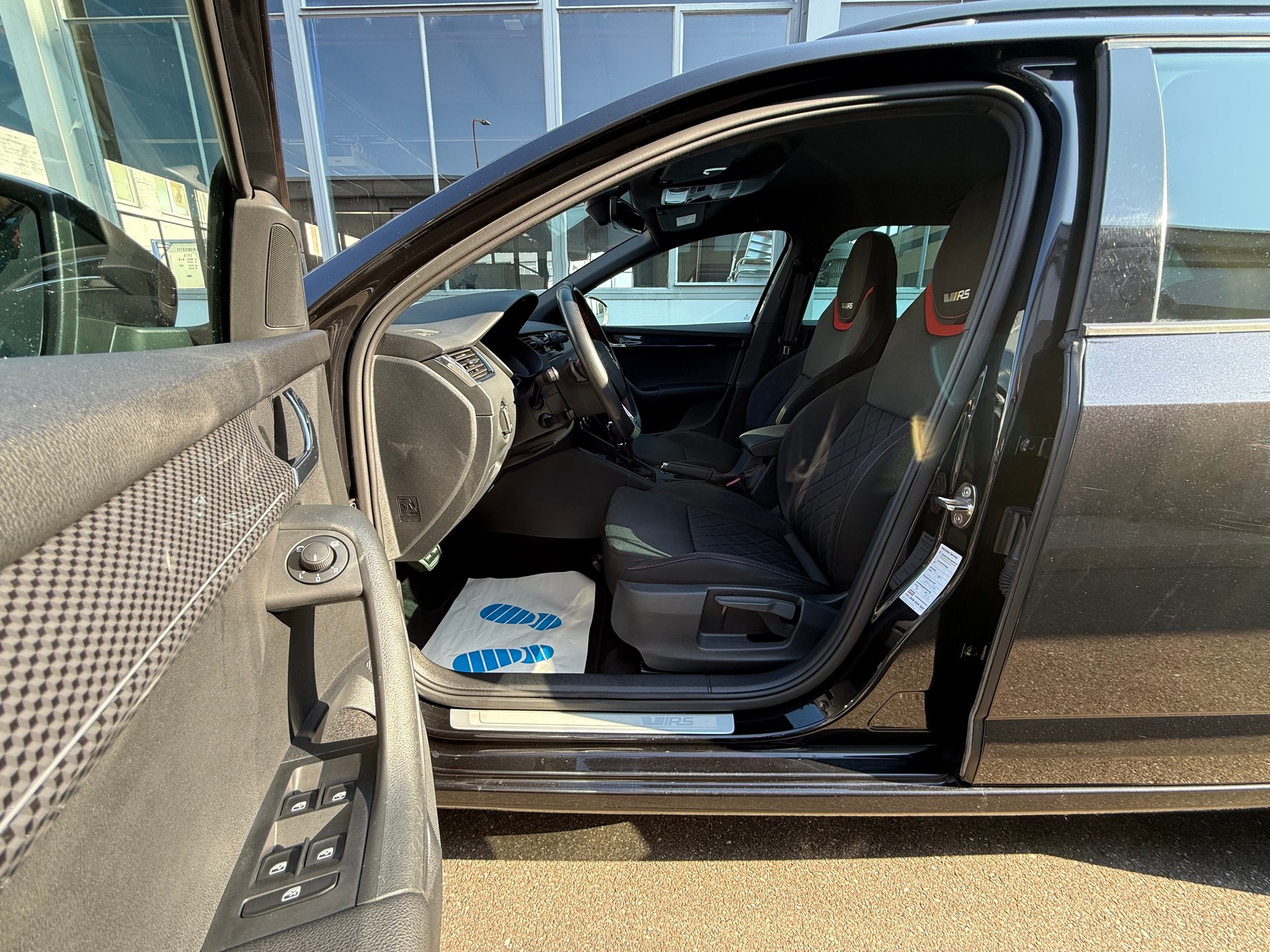 SKODA Octavia Combi 2.0 TSI RS DSG *CH Fahrzeug Frisch Ab MFK *Automat *Rückfahrkamera *Alcantara *Sitzheizung *Tempomat *AHK-image-7