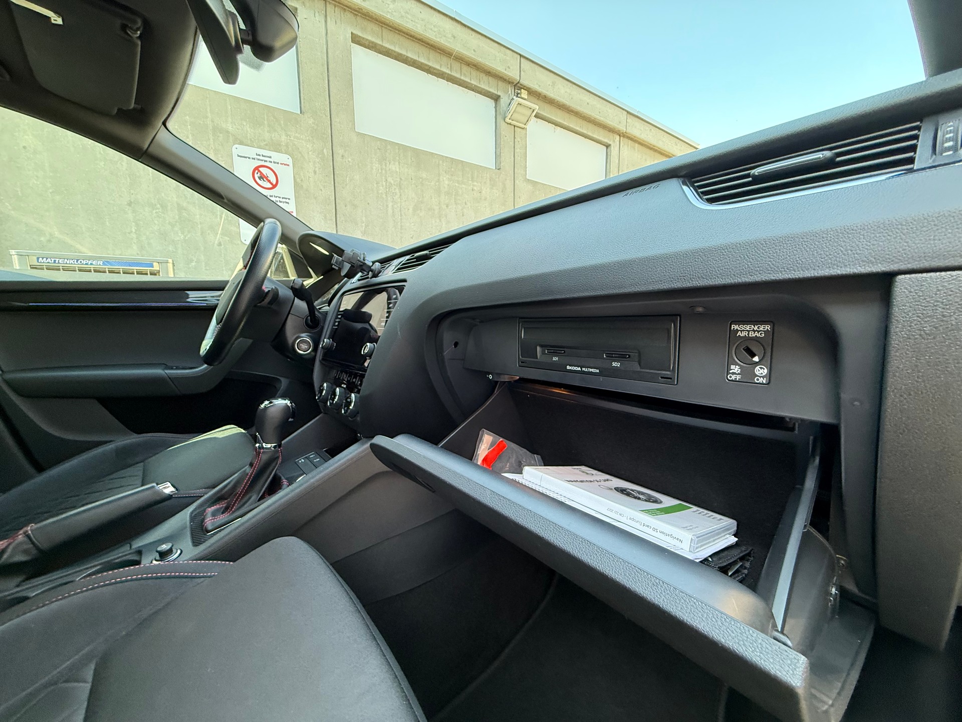 SKODA Octavia Combi 2.0 TSI RS DSG *CH Fahrzeug Frisch Ab MFK *Automat *Rückfahrkamera *Alcantara *Sitzheizung *Tempomat *AHK-image-15