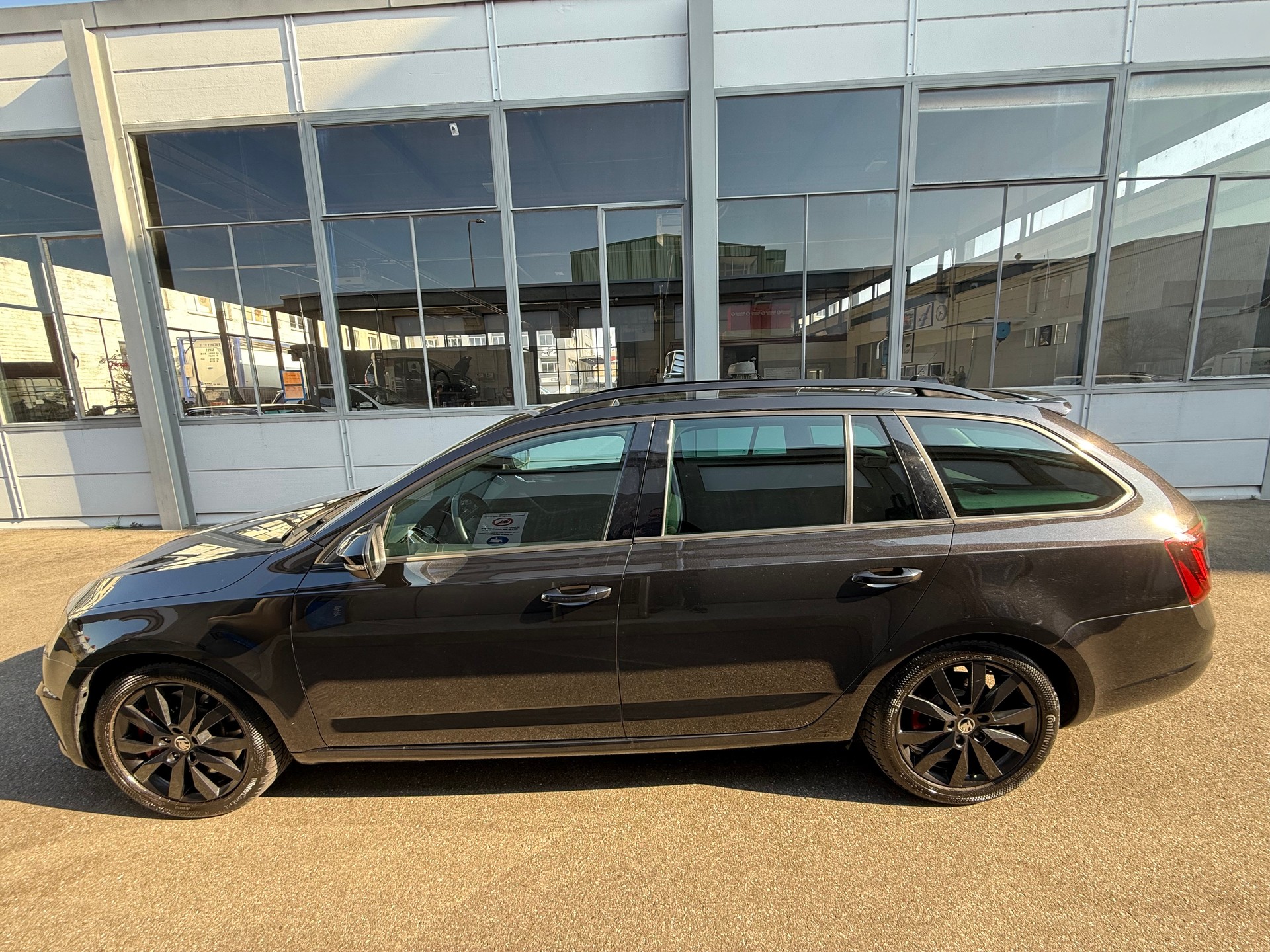 SKODA Octavia Combi 2.0 TSI RS DSG *CH Fahrzeug Frisch Ab MFK *Automat *Rückfahrkamera *Alcantara *Sitzheizung *Tempomat *AHK-image-6