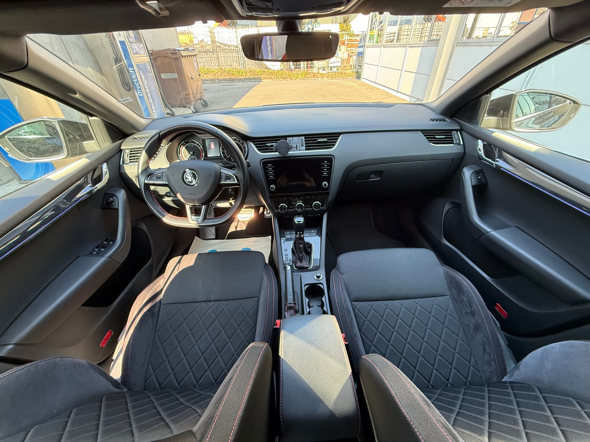 SKODA Octavia Combi 2.0 TSI RS DSG *CH Fahrzeug Frisch Ab MFK *Automat *Rückfahrkamera *Alcantara *Sitzheizung *Tempomat *AHK-image-9