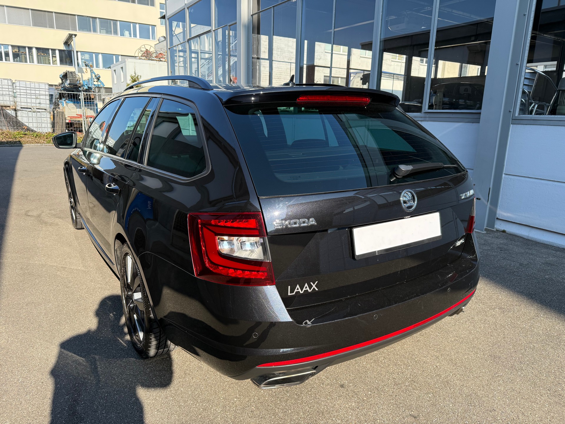SKODA Octavia Combi 2.0 TSI RS DSG *CH Fahrzeug Frisch Ab MFK *Automat *Rückfahrkamera *Alcantara *Sitzheizung *Tempomat *AHK-image-5