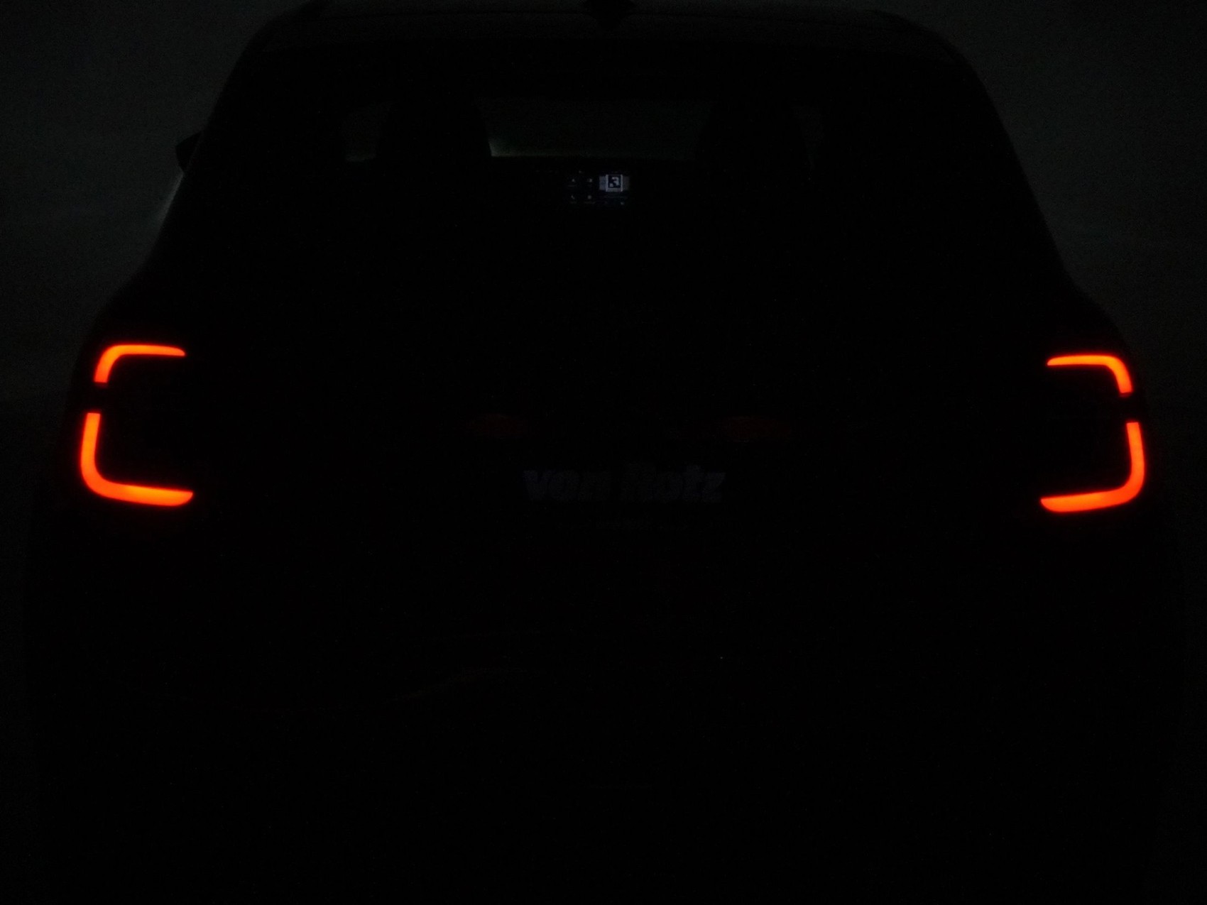 FIAT 600e La Prima-showroom-element-3