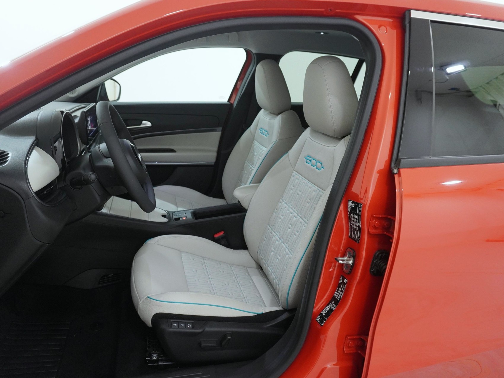 FIAT 600e La Prima-image-11