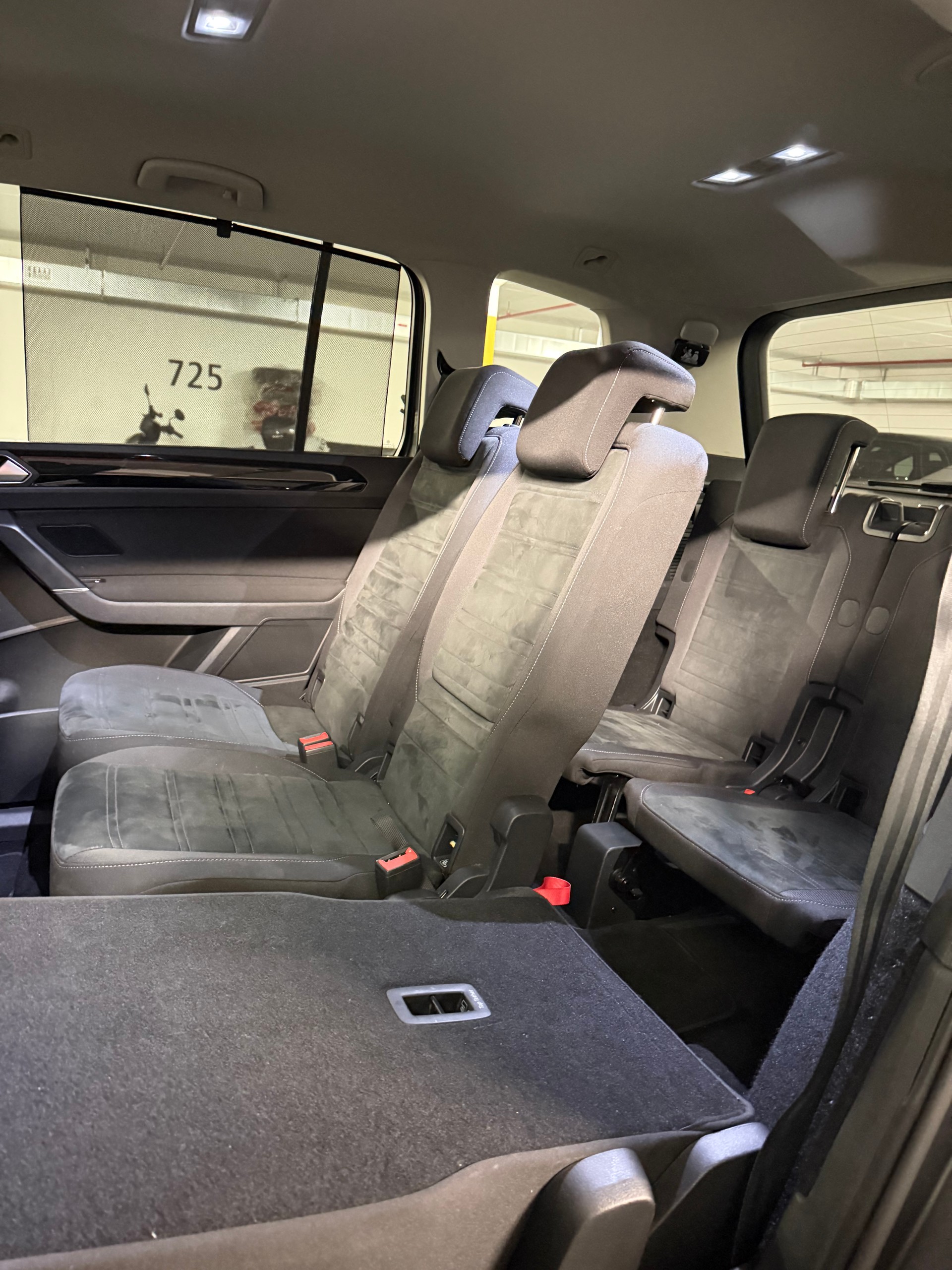 VW Touran 1.8 TSI BlueMotion Technology Highline DSG-image-12