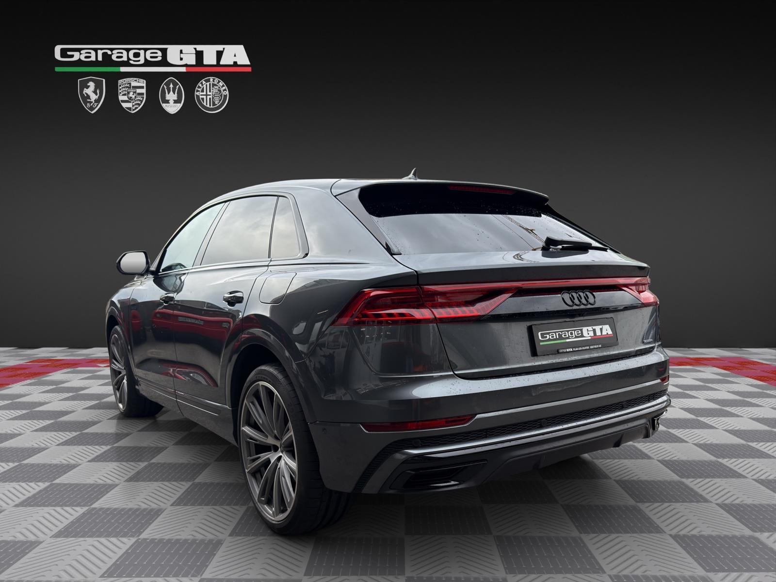 AUDI Q8 55 TFSI e quattro PHEV tiptronic-showroom-element-2