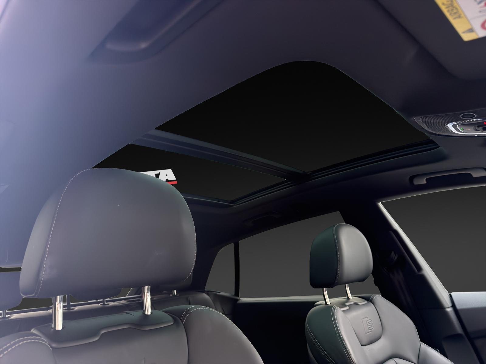AUDI Q8 55 TFSI e quattro PHEV tiptronic-image-22