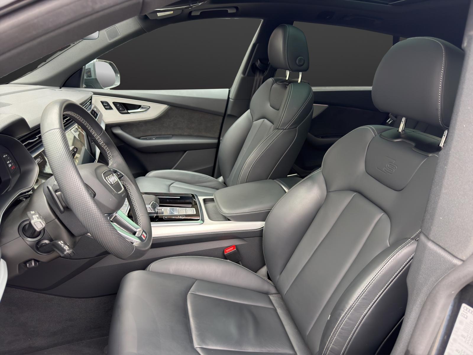 AUDI Q8 55 TFSI e quattro PHEV tiptronic-image-9