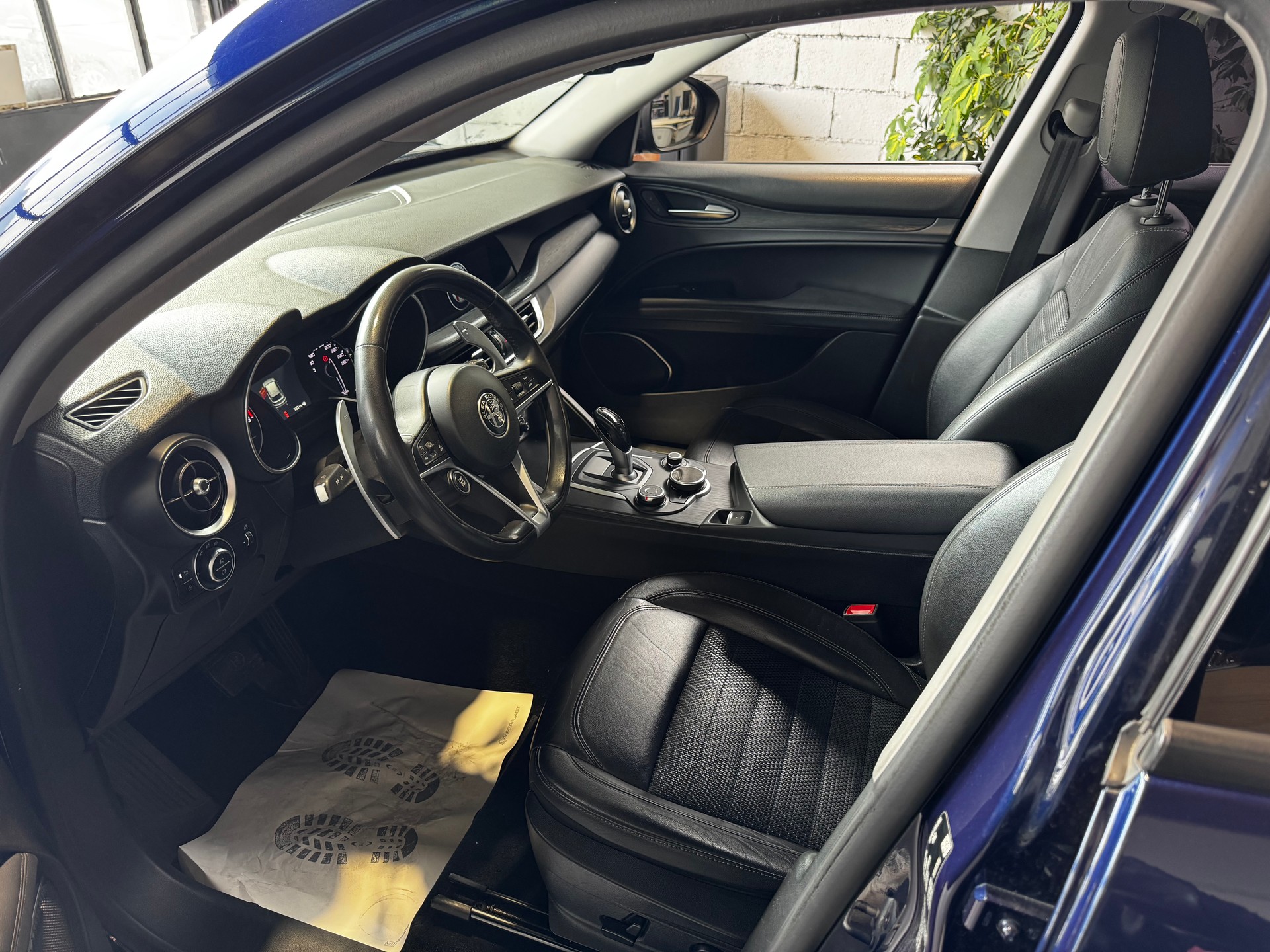 ALFA ROMEO Stelvio 2.2 JTDM Executive Q4 Automatic-image-3