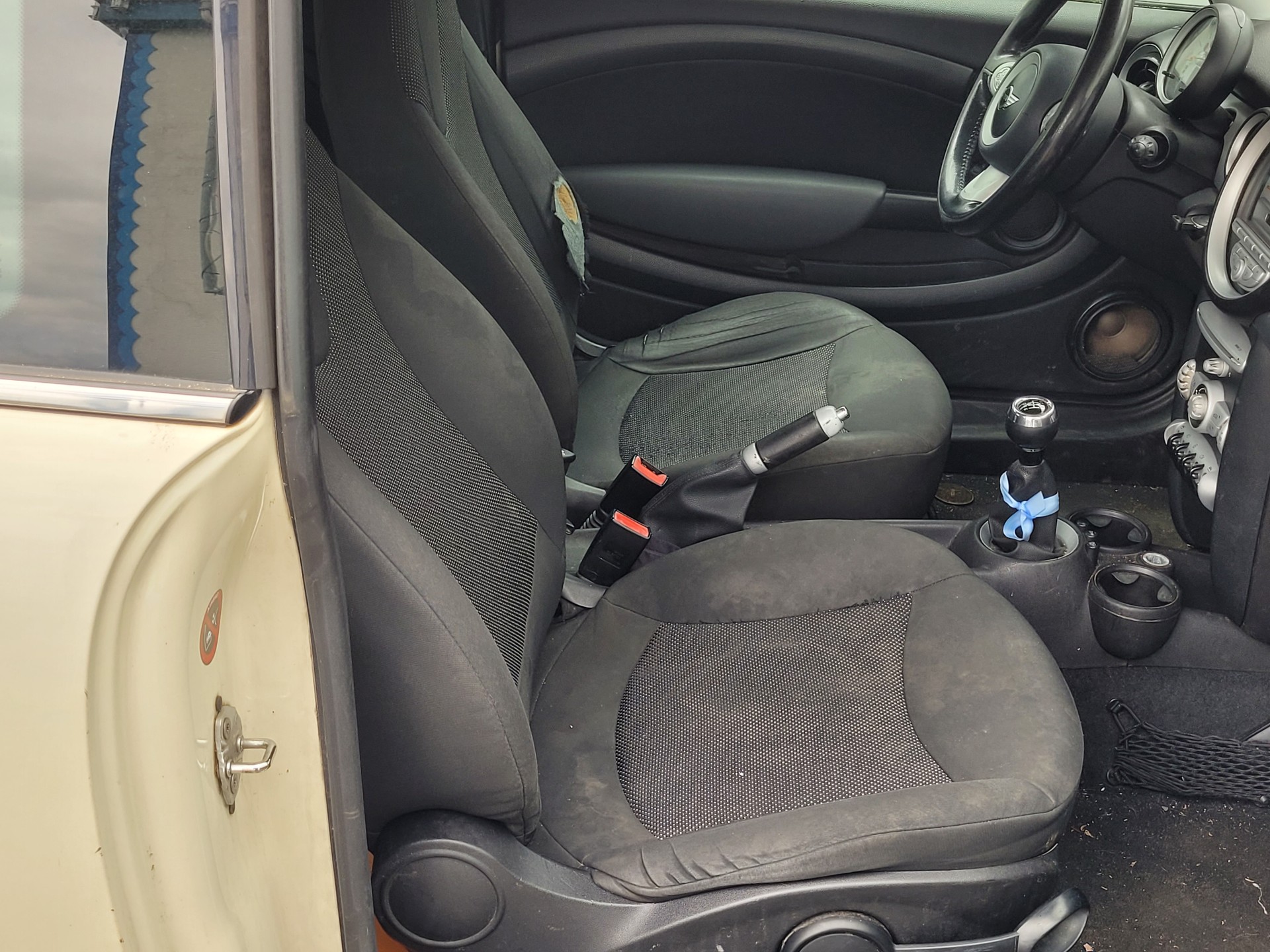 MINI Clubman Cooper D-image-9