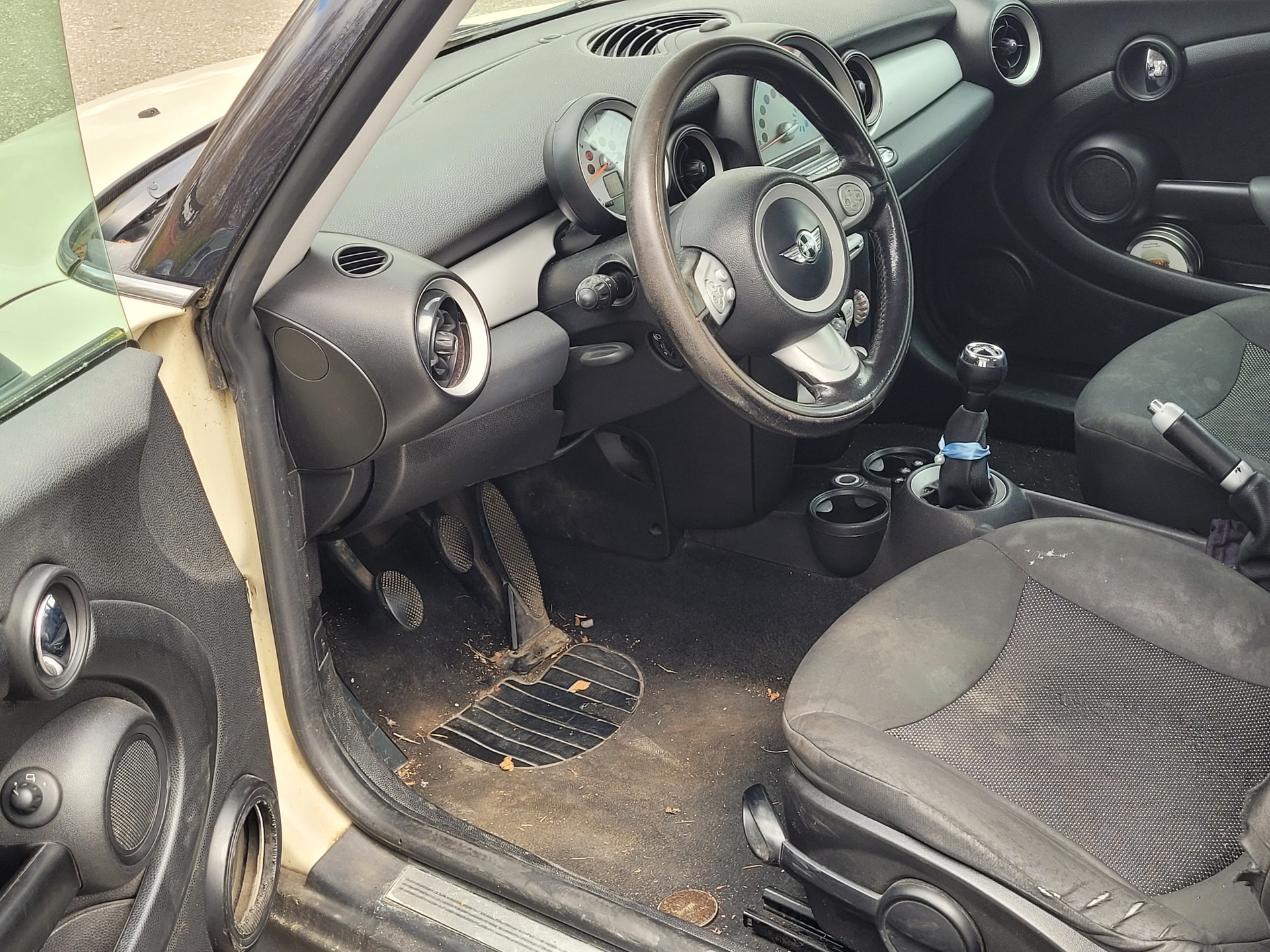 MINI Clubman Cooper D-image-11