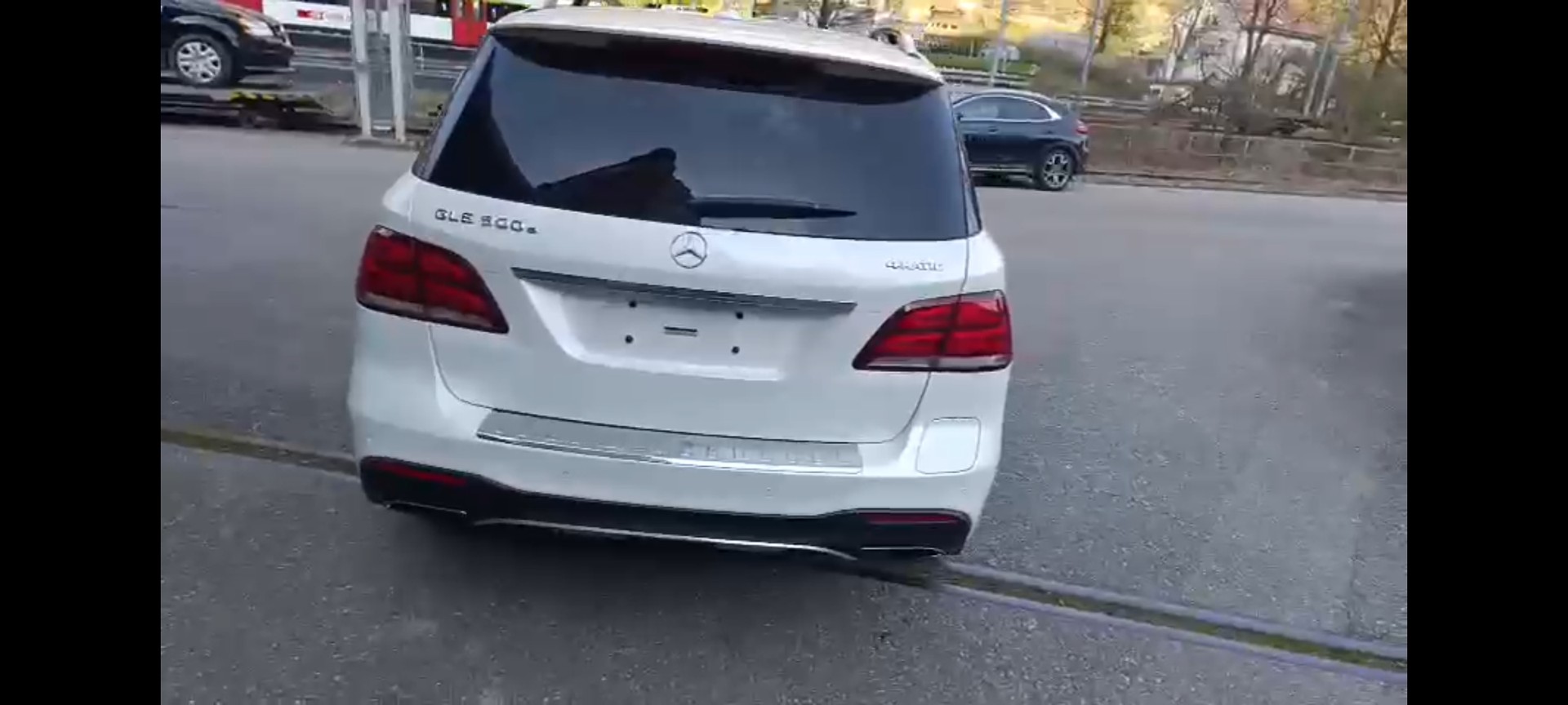 MERCEDES-BENZ GLE 500 e 4Matic 7G-Tronic-image-3