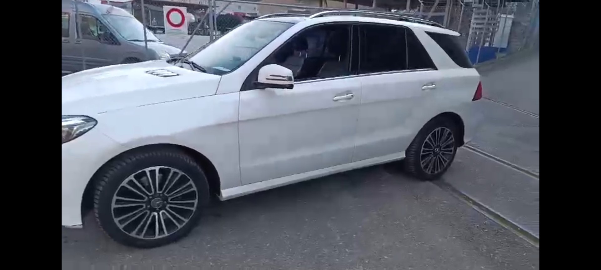 MERCEDES-BENZ GLE 500 e 4Matic 7G-Tronic-image-1